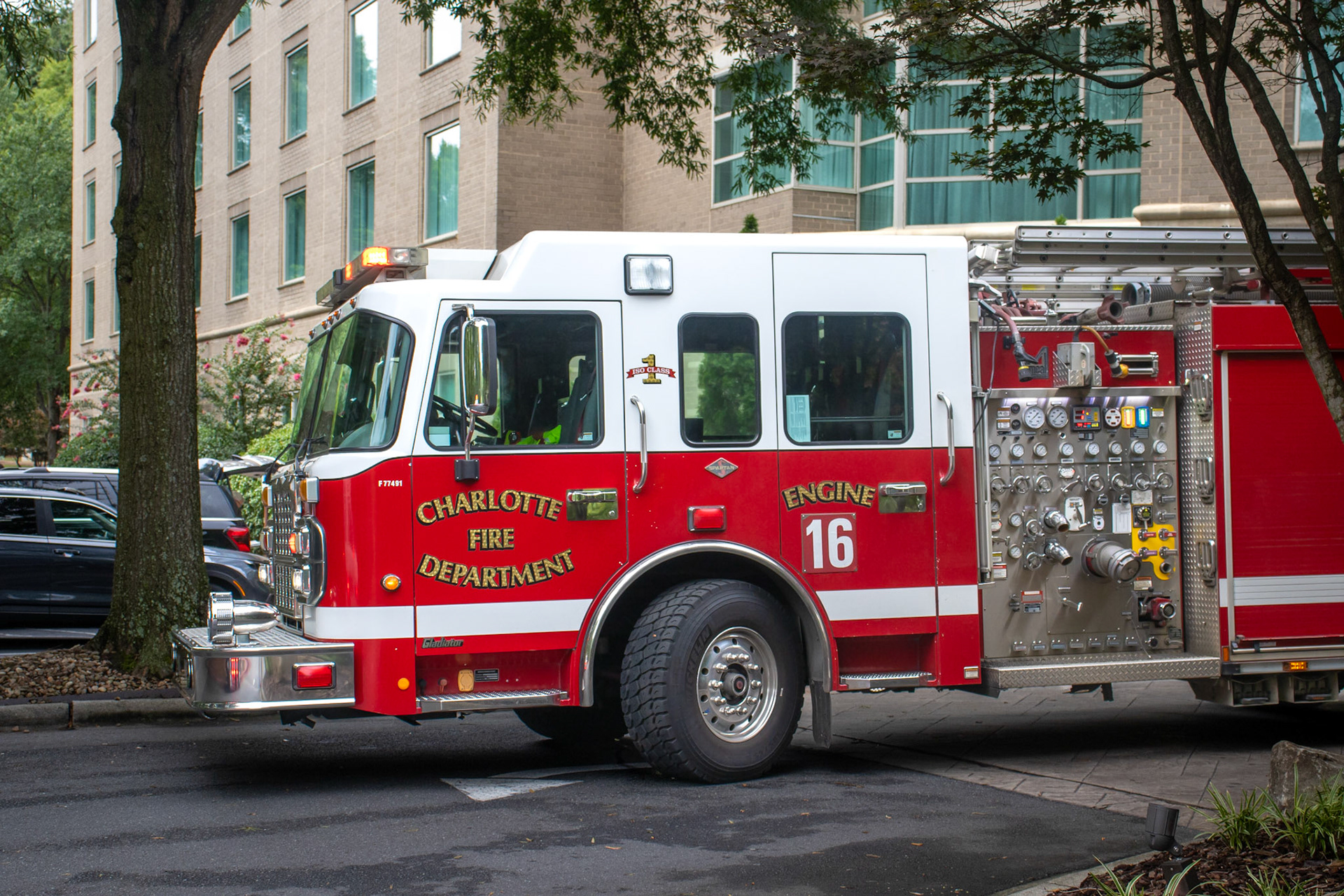 Charlotte Fire Department Engine 16 onscene of a Commercial Fire Alarm