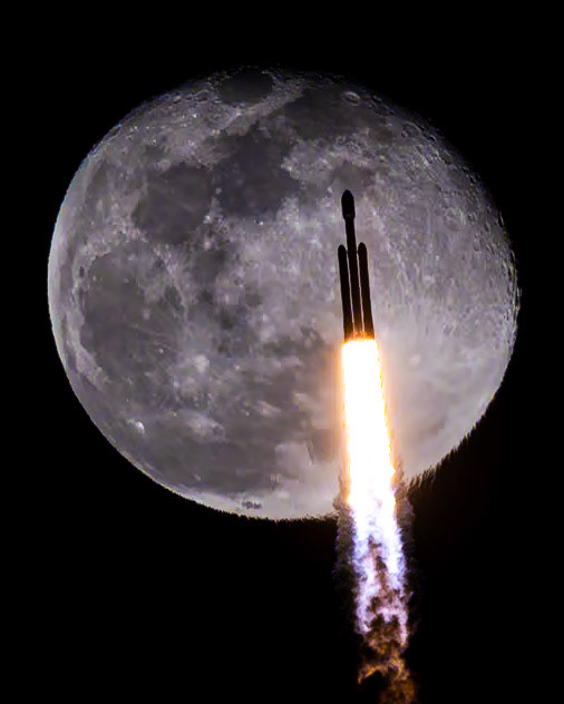 At 8:07pm (ET), Thursday, December 28, 2023,  a SpaceX #FalconHeavy rocket carried the USSF52 mission past the Moon and to space. Wow. just, wow. (📷:me from Titusville, FL)