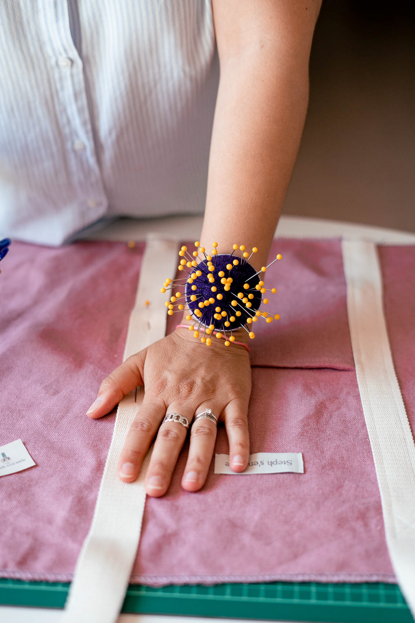 2306 créatrice de sacs en lin