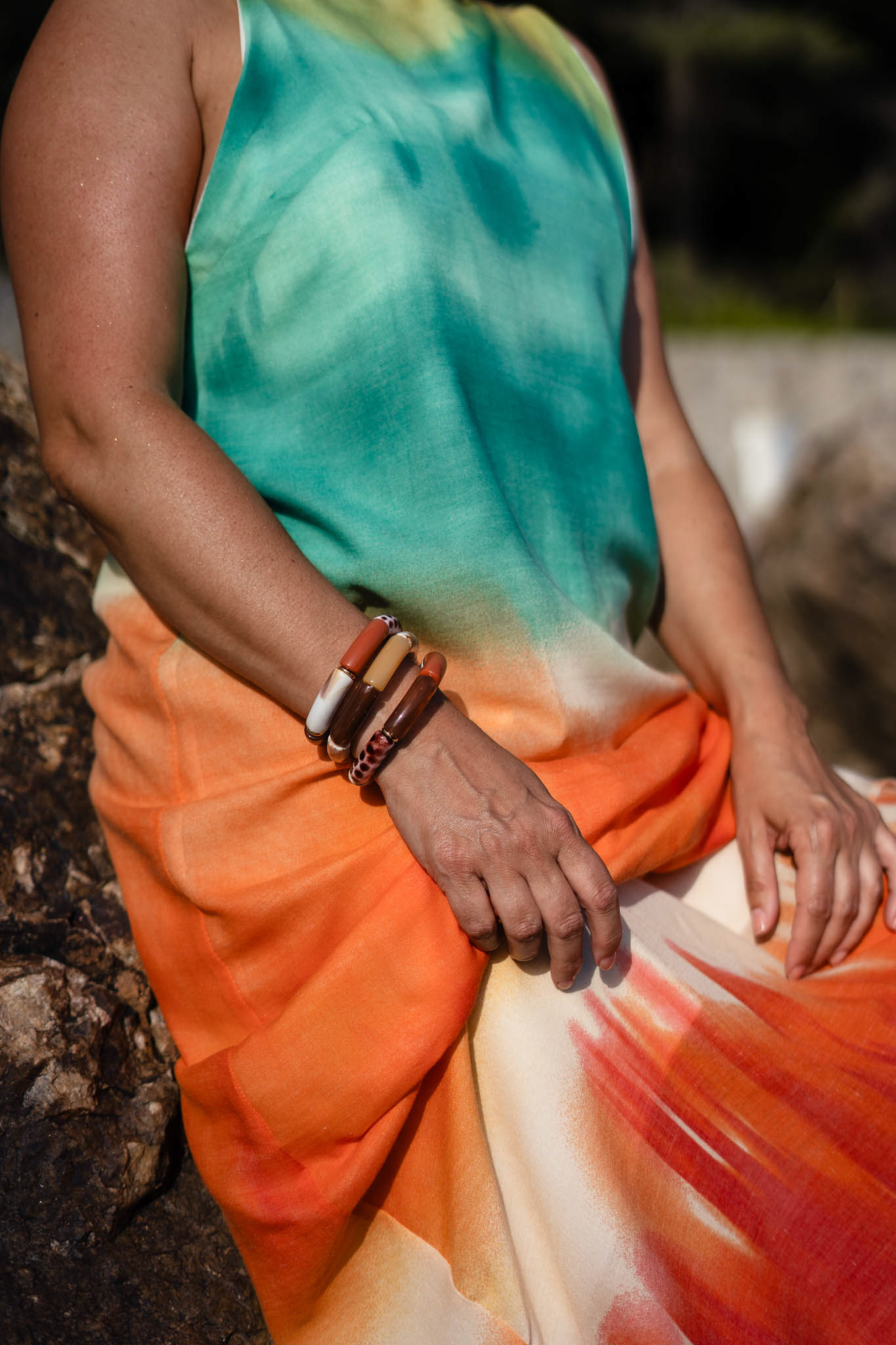 2406 Bijoux & vêtements