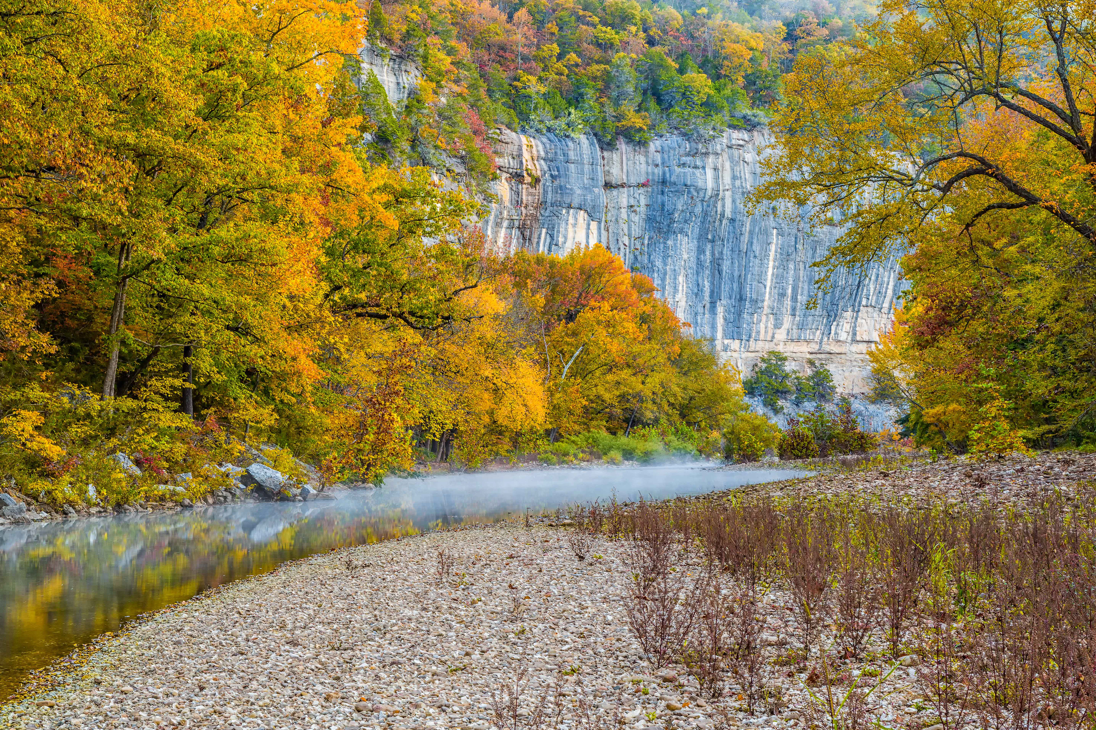 Autumn morning on the Buffalo River