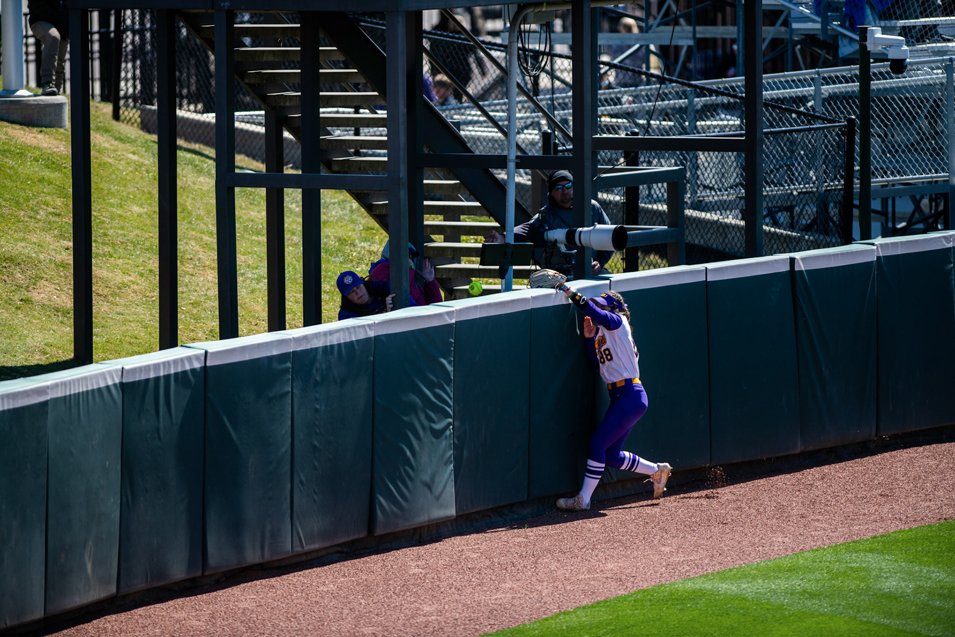 LSU softball redshirt sophomore outfielder Ciara Briggs (88) misses a home run ball hit by an Alabama softball player Saturday, March 12, 2022 during LSU's 13-6 win against Alabama at Tiger Park in Baton Rouge, La.