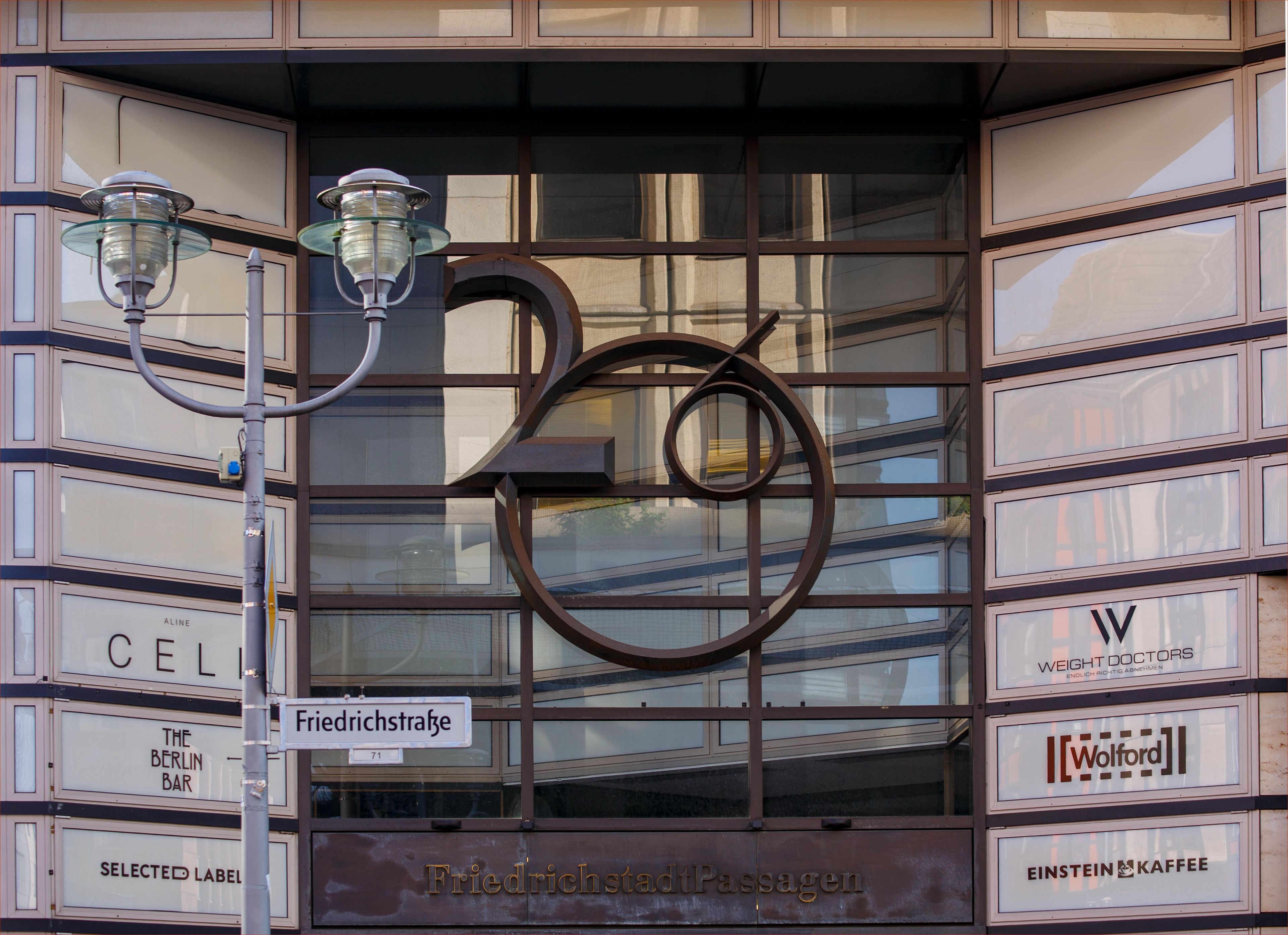 Friedrichstadt-Passagen Dept Store 