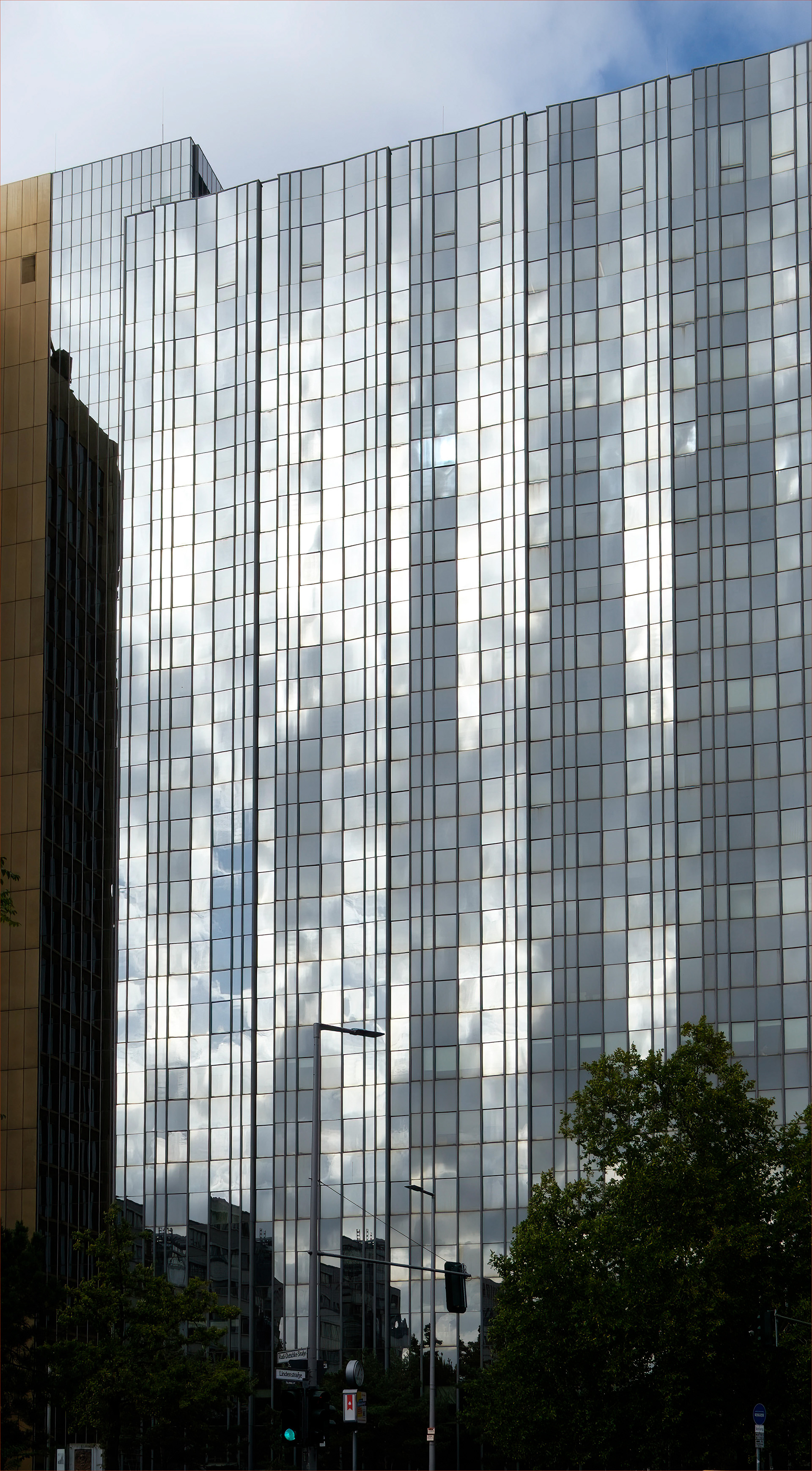 Axel Springer/WELT Offices with new extention