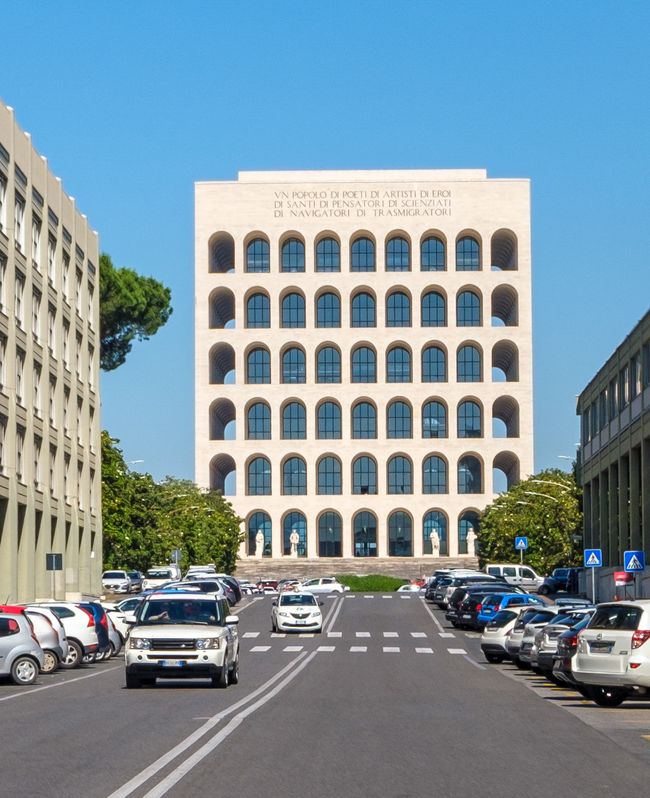 Colosseo Quadrato (EUR)