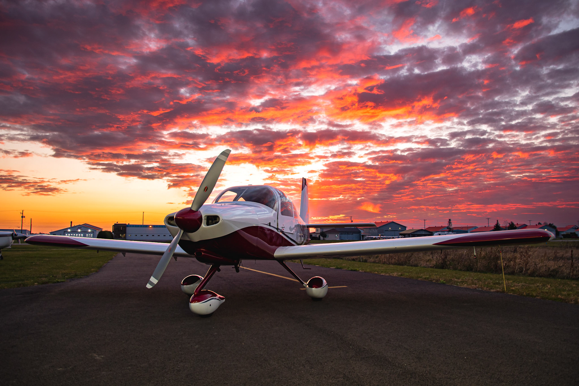 Van's Aircraft RV-10 - Beloeil, Canada