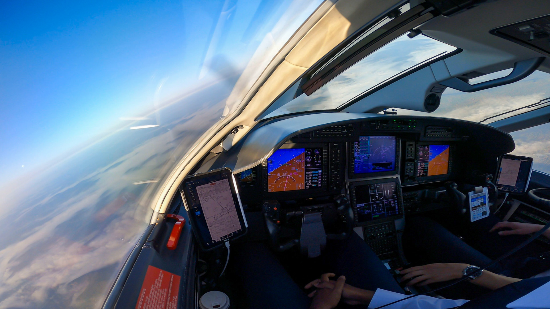 PC-12NG (C-FALD)