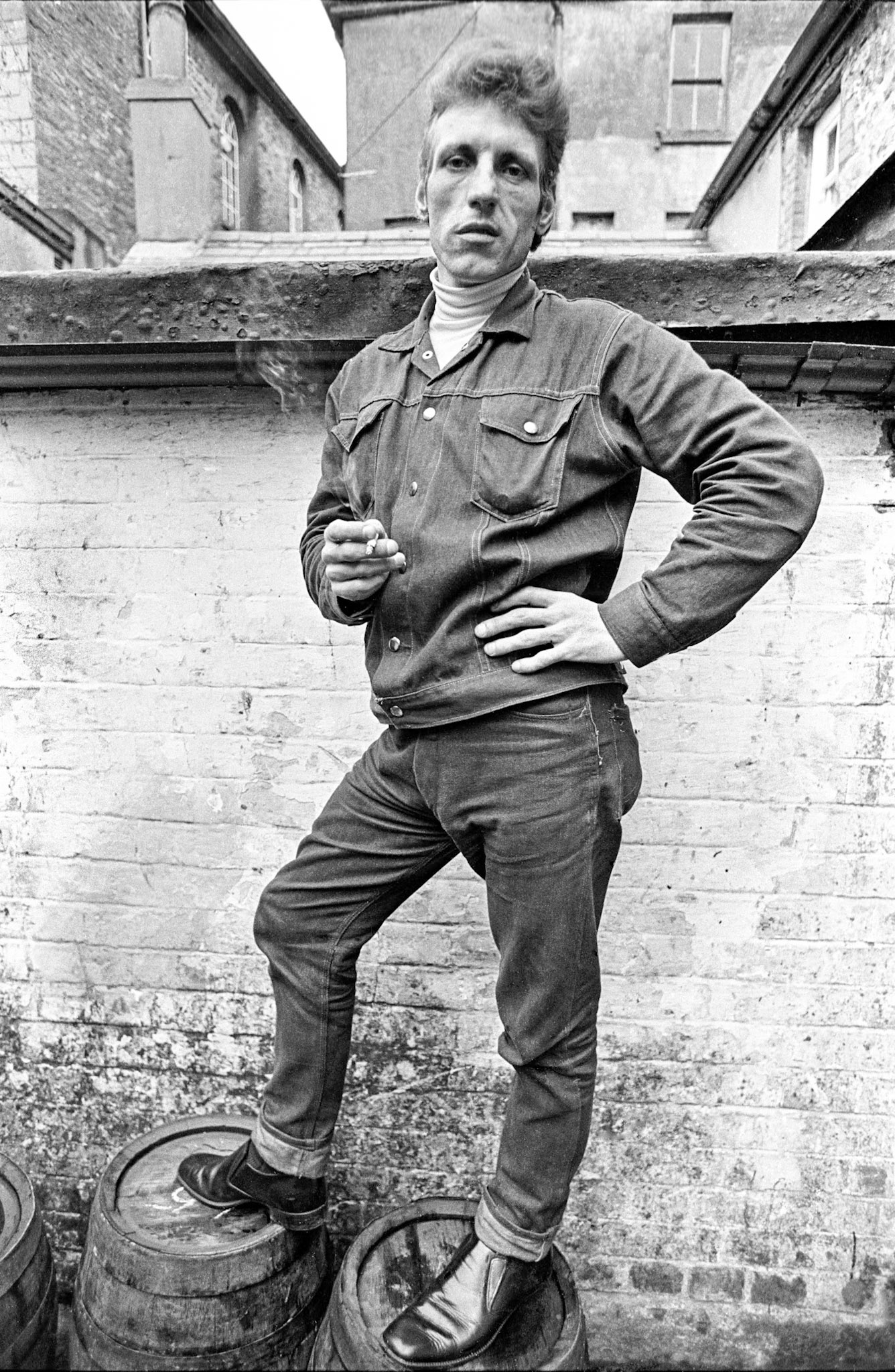 Billy Diana - Billy loved to woo the women with his sexy rendition of Paul Anka’s Diana - his signature tune. After a few pints you couldn’t stop him. He would gyrate his hips wildly in an Elvis Presley style.