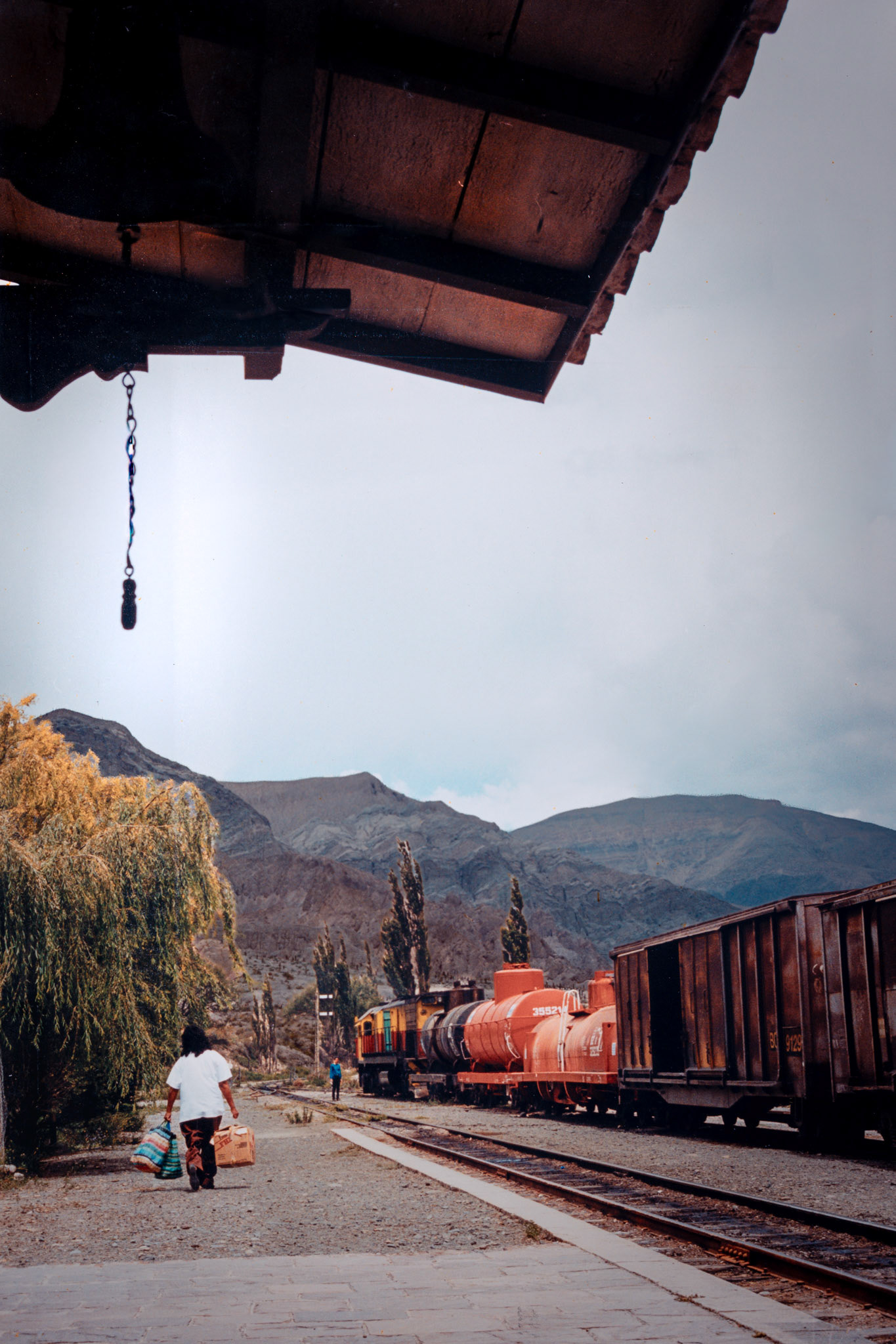 Escena en una de las primeras estaciones, aún por debajo de los 3.000 msnm.