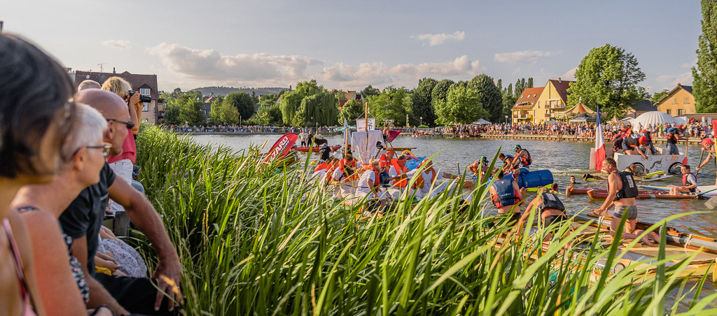 Courses d'objets flottants non identifiés à Saverne