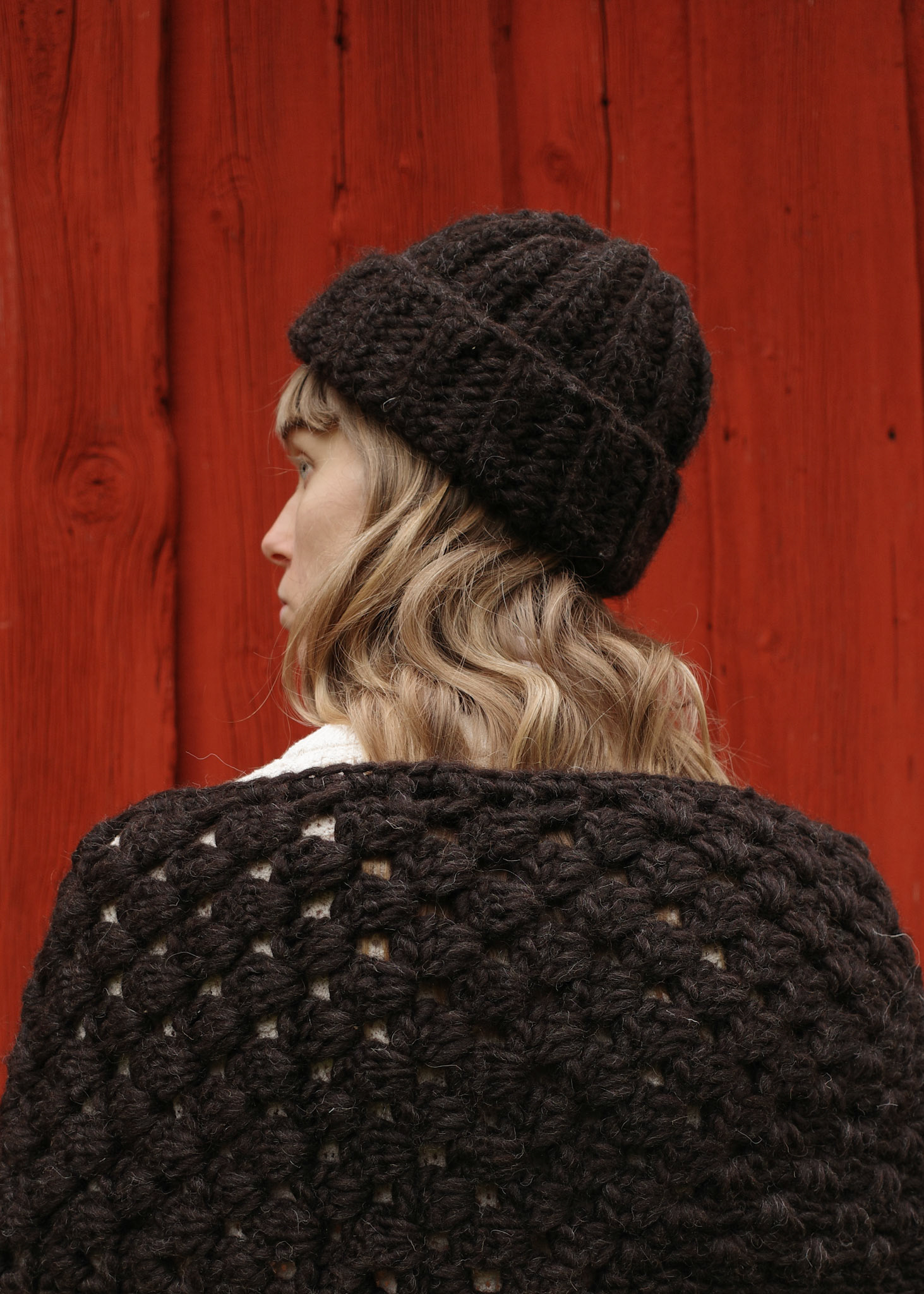 Dark Brown Natural wool
