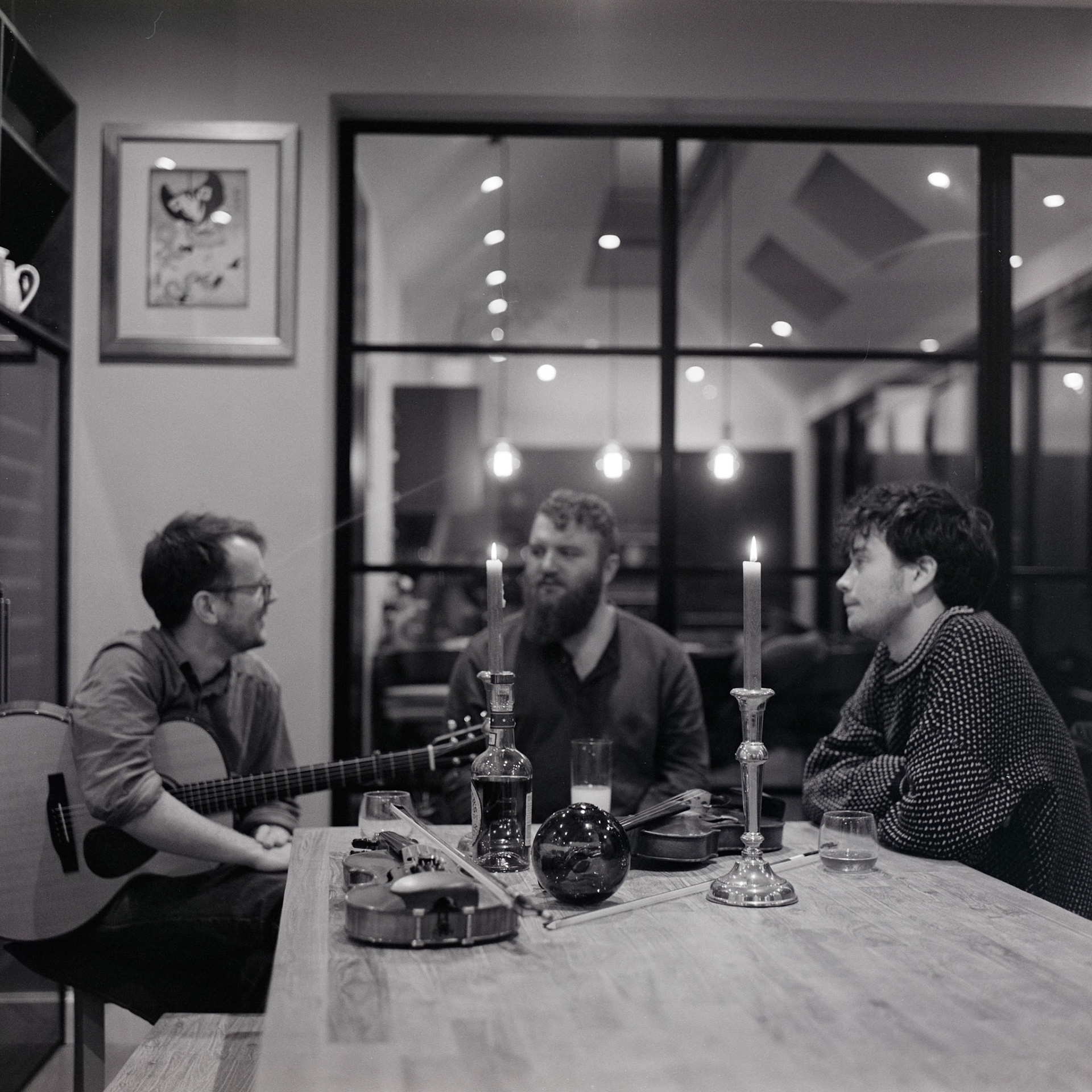 Roll MOR-M13BW; Ilford HP5 400 @ ISO 800; Rolleiflex Rolleiflex 2.8E3; Rolleiflex Carl Zeiss Planar 80/f2.8; 120 format 6x6; Start 2026-01-21; End 2026-01-21; Notes London, Crosby Row, Ben, Owen, Will album coverRolleiflex 2.8E | Carl Zeiss Planar 80/F2.8 | Ilford HP5+ 400Negative Lab Pro v3.1.1 | Color Model: None | Pre-Sat: 3 | Tone Profile: LAB - Standard | WB: Auto-Neutral | LUT: Frontier