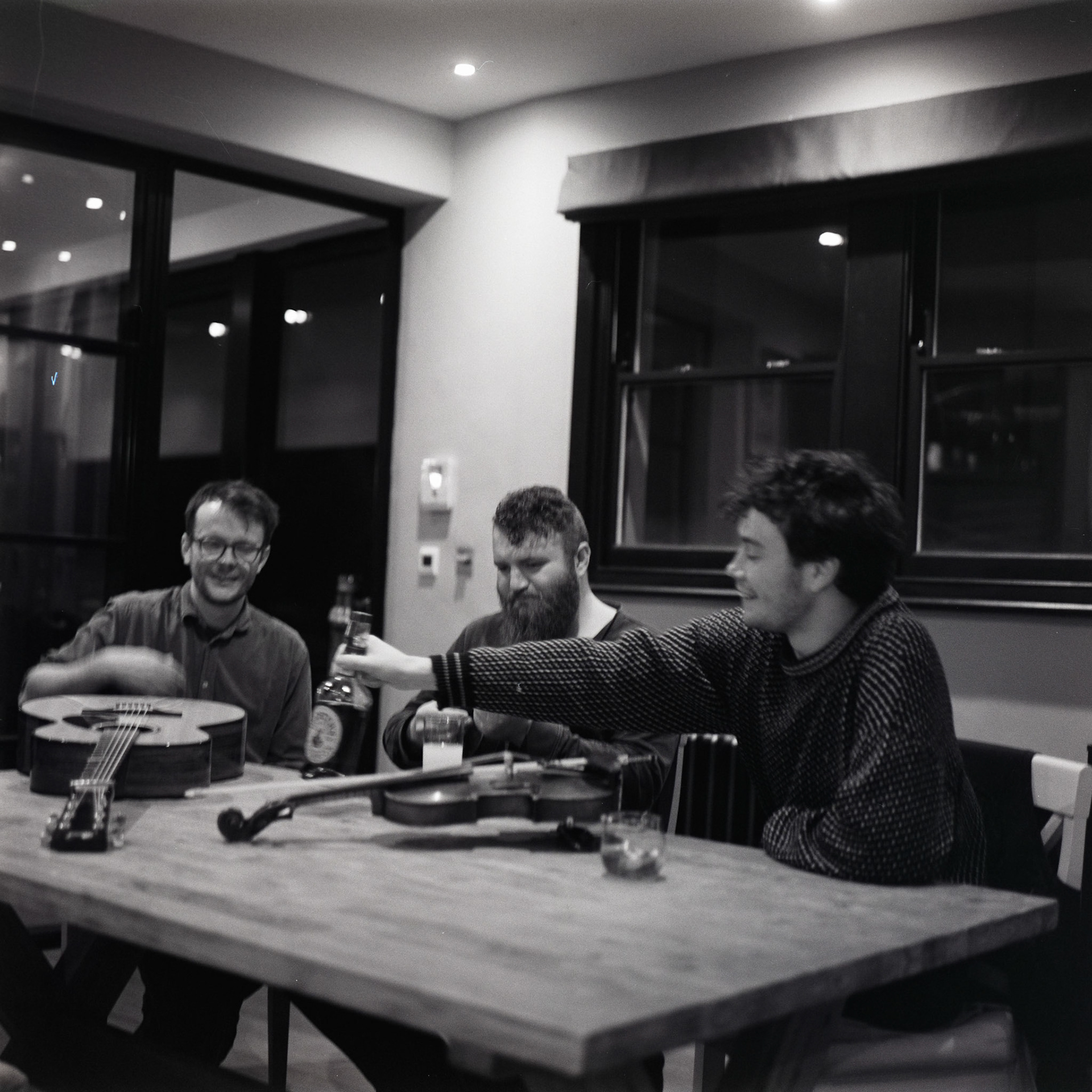 Roll MOR-M13BW; Ilford HP5 400 @ ISO 800; Rolleiflex Rolleiflex 2.8E3; Rolleiflex Carl Zeiss Planar 80/f2.8; 120 format 6x6; Start 2026-01-21; End 2026-01-21; Notes London, Crosby Row, Ben, Owen, Will album coverRolleiflex 2.8E | Carl Zeiss Planar 80/F2.8 | Ilford HP5+ 400Negative Lab Pro v3.1.1 | Color Model: None | Pre-Sat: 3 | Tone Profile: LAB - Standard | WB: Auto-Neutral | LUT: Frontier