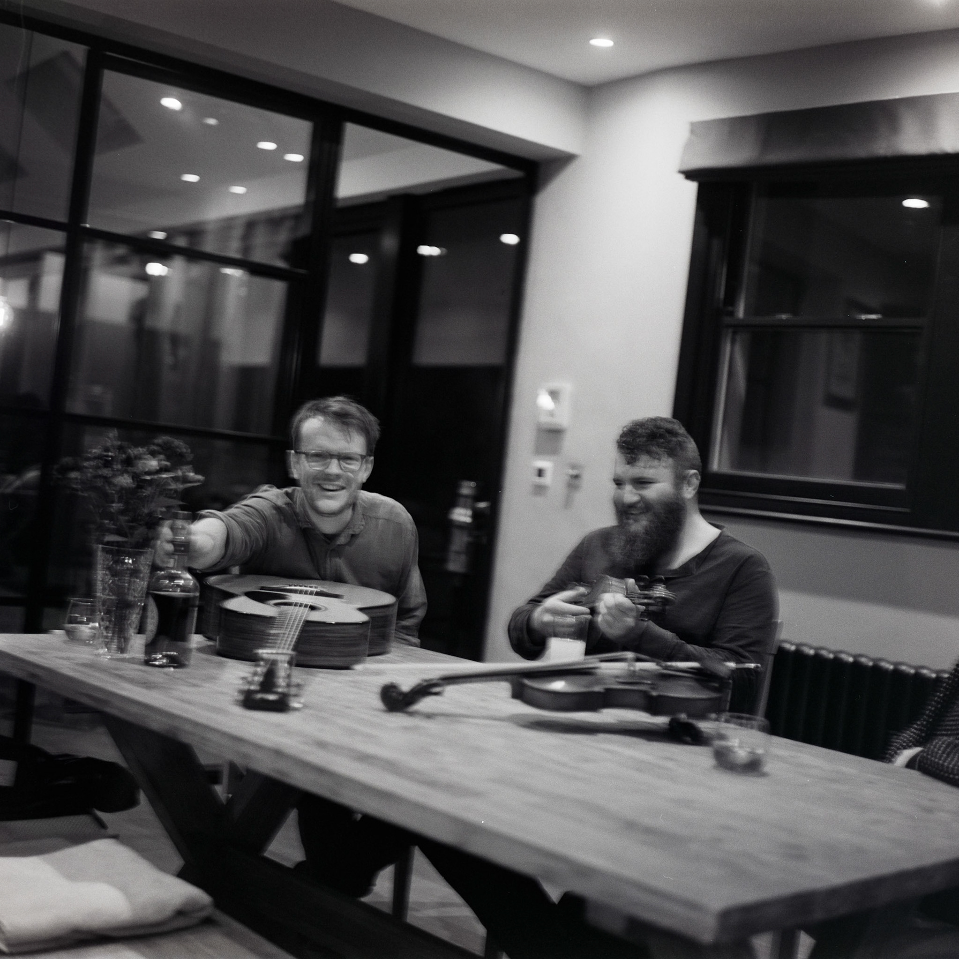 Roll MOR-M13BW; Ilford HP5 400 @ ISO 800; Rolleiflex Rolleiflex 2.8E3; Rolleiflex Carl Zeiss Planar 80/f2.8; 120 format 6x6; Start 2026-01-21; End 2026-01-21; Notes London, Crosby Row, Ben, Owen, Will album coverRolleiflex 2.8E | Carl Zeiss Planar 80/F2.8 | Ilford HP5+ 400Negative Lab Pro v3.1.1 | Color Model: None | Pre-Sat: 3 | Tone Profile: LAB - Standard | WB: Auto-Neutral | LUT: Frontier