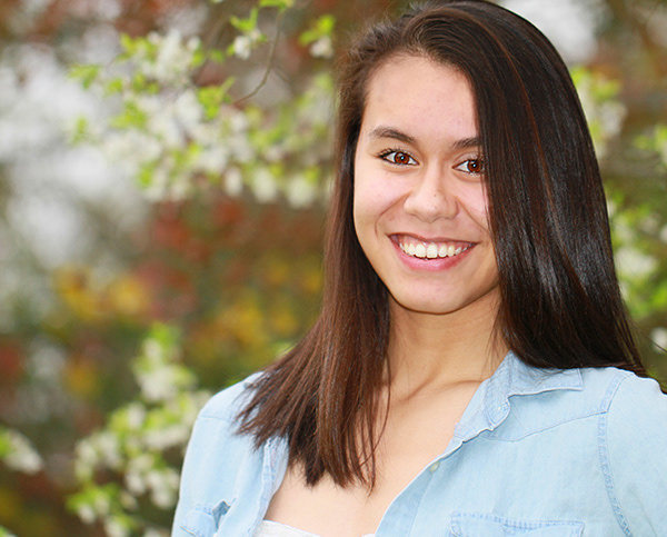 Graduation Photo - Outdoors