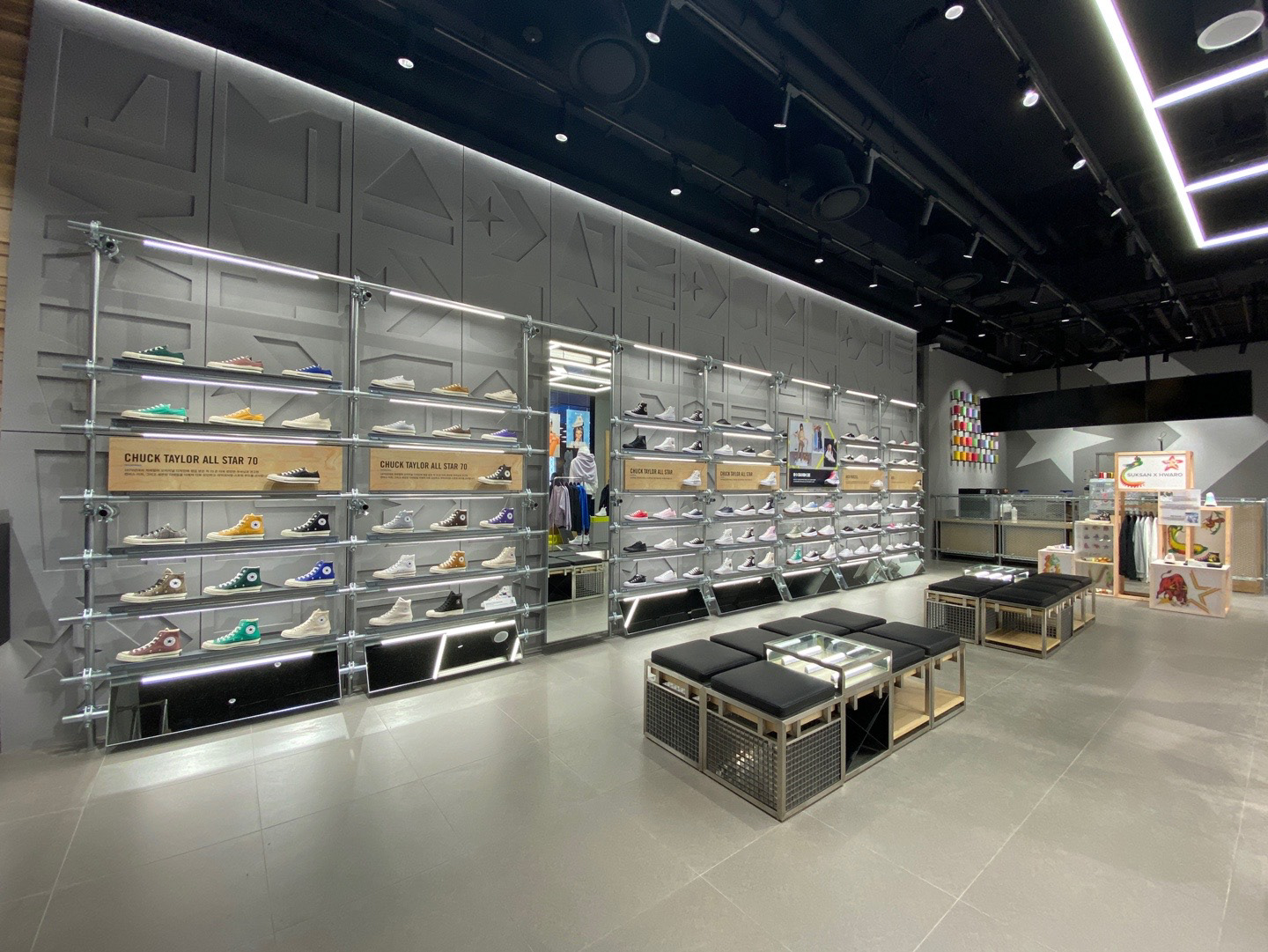 CONVERSE THE HYUNDAI SEOUL