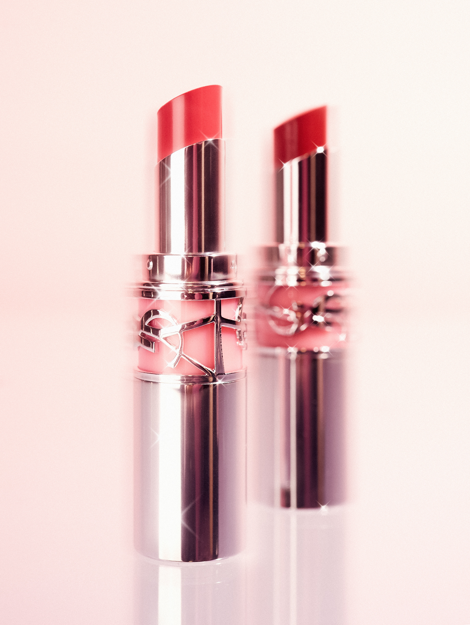 FOTOGRAFIA DE PRODUCTO, YSL LOVESHINE, FOTOGRAFIA ECOMMERCE, CREACIÓN DE CONTENIDO PARA REDES SOCIALES.