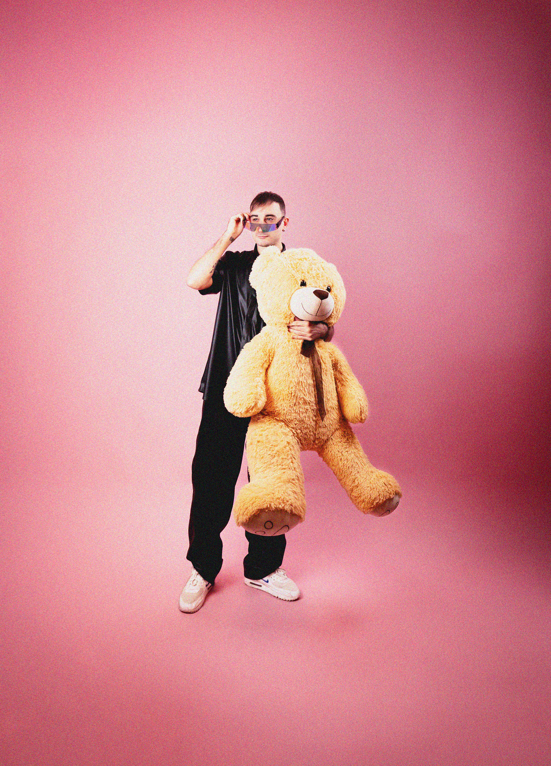 SESION FOTOGRAFICA AL ARTISTA R. RAVEN