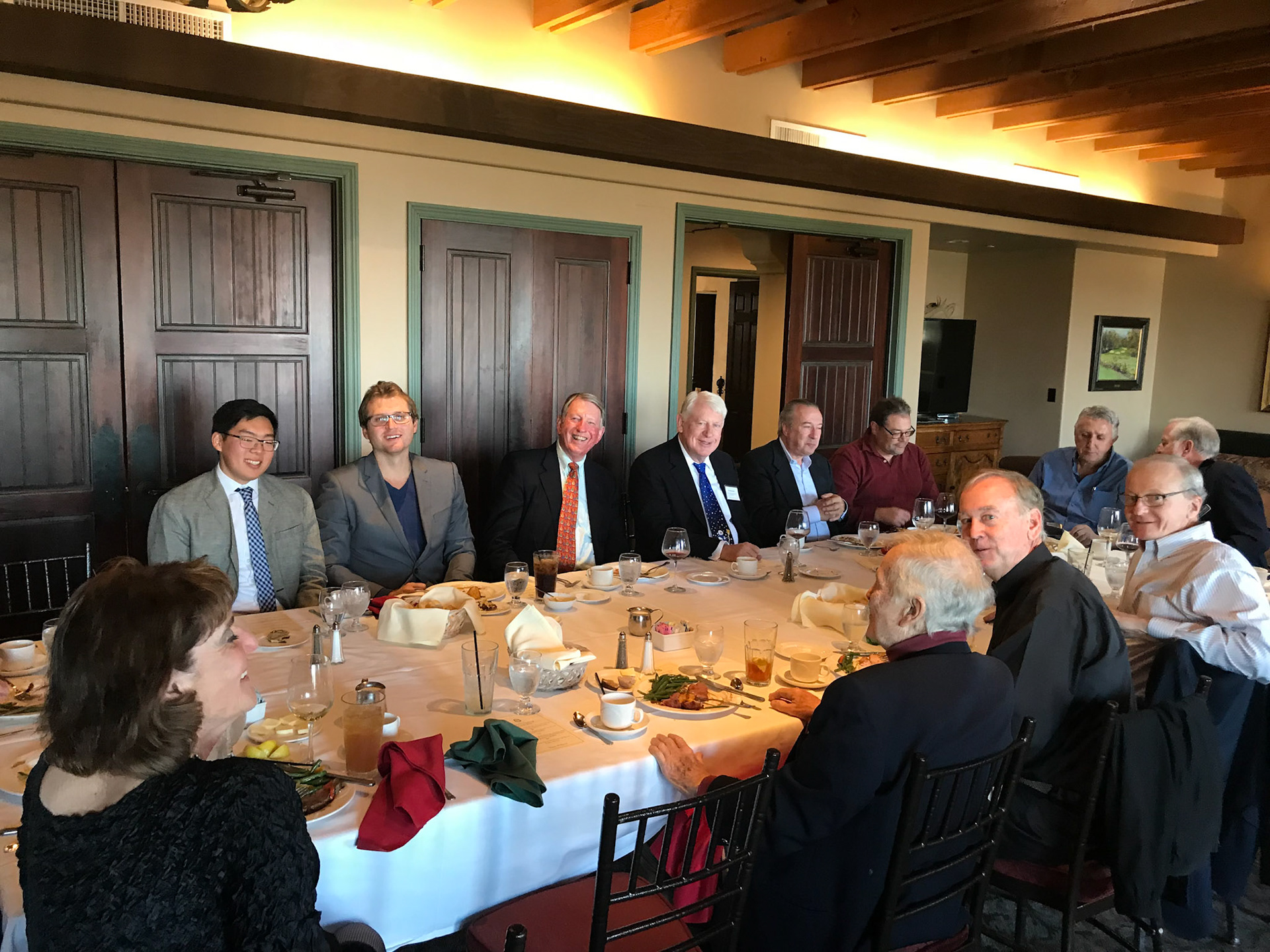 Monday Club Holiday Luncheon at Palos Verdes Golf Course