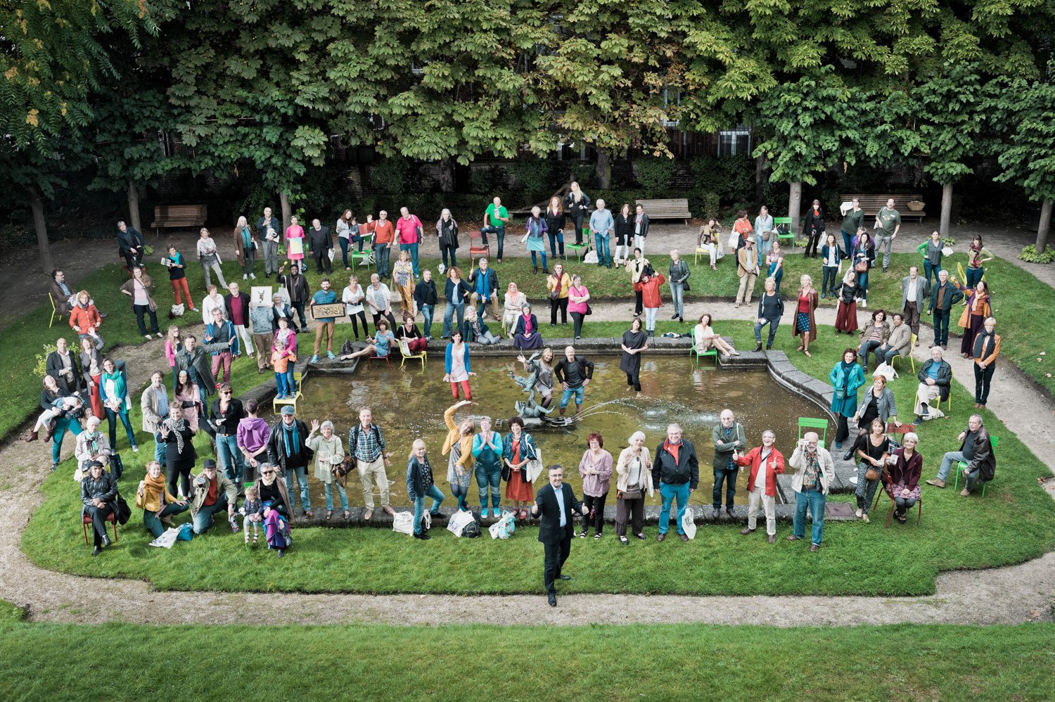 Ensembles des Artistes de Schaerbeek avec son échevin de la culture