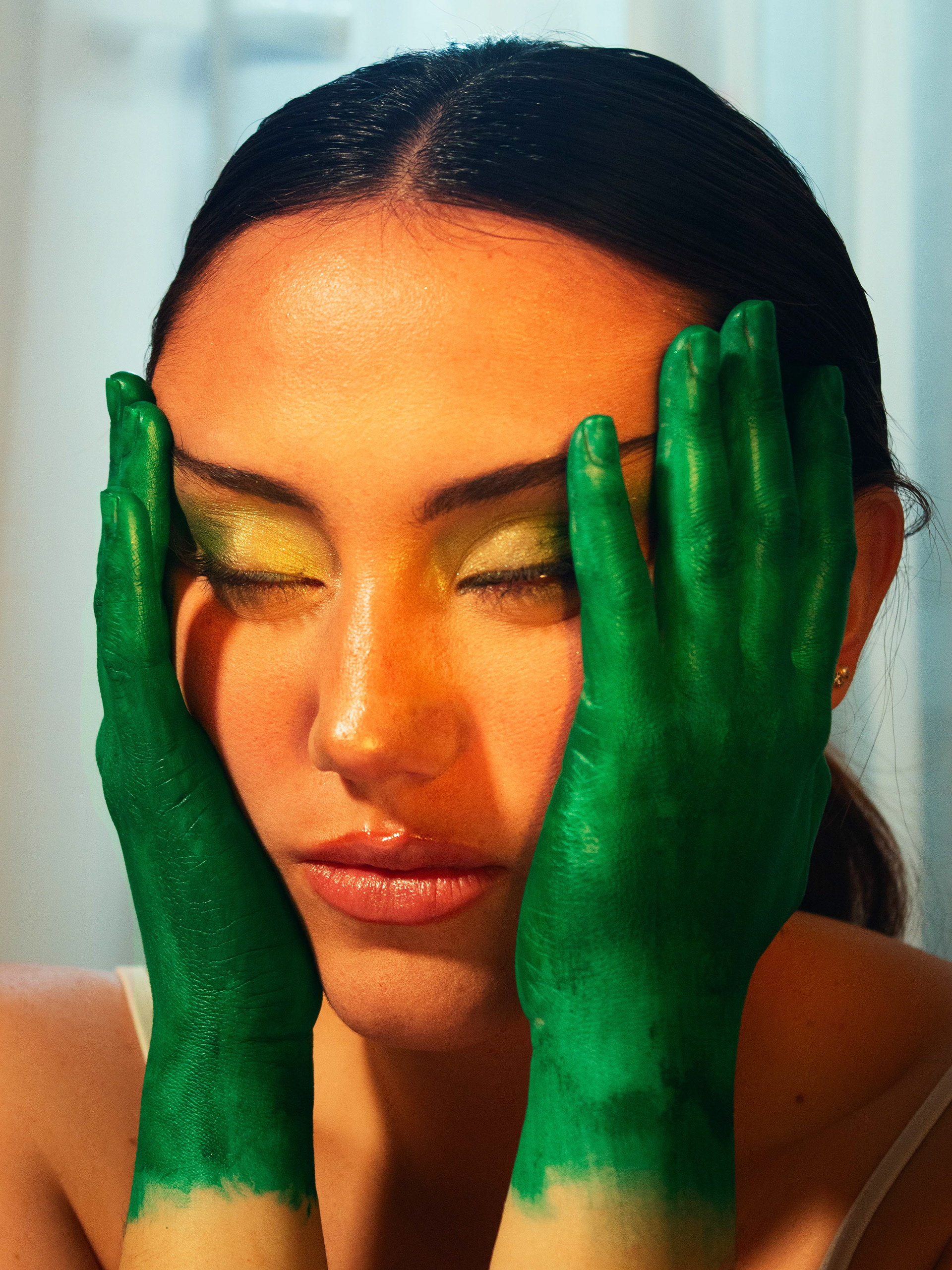 Inspiración: Vogue Singapore: Issue Fourteen, BLUE. Fotografía y retoque: Marian López. Estilismo: Cristina Coltro