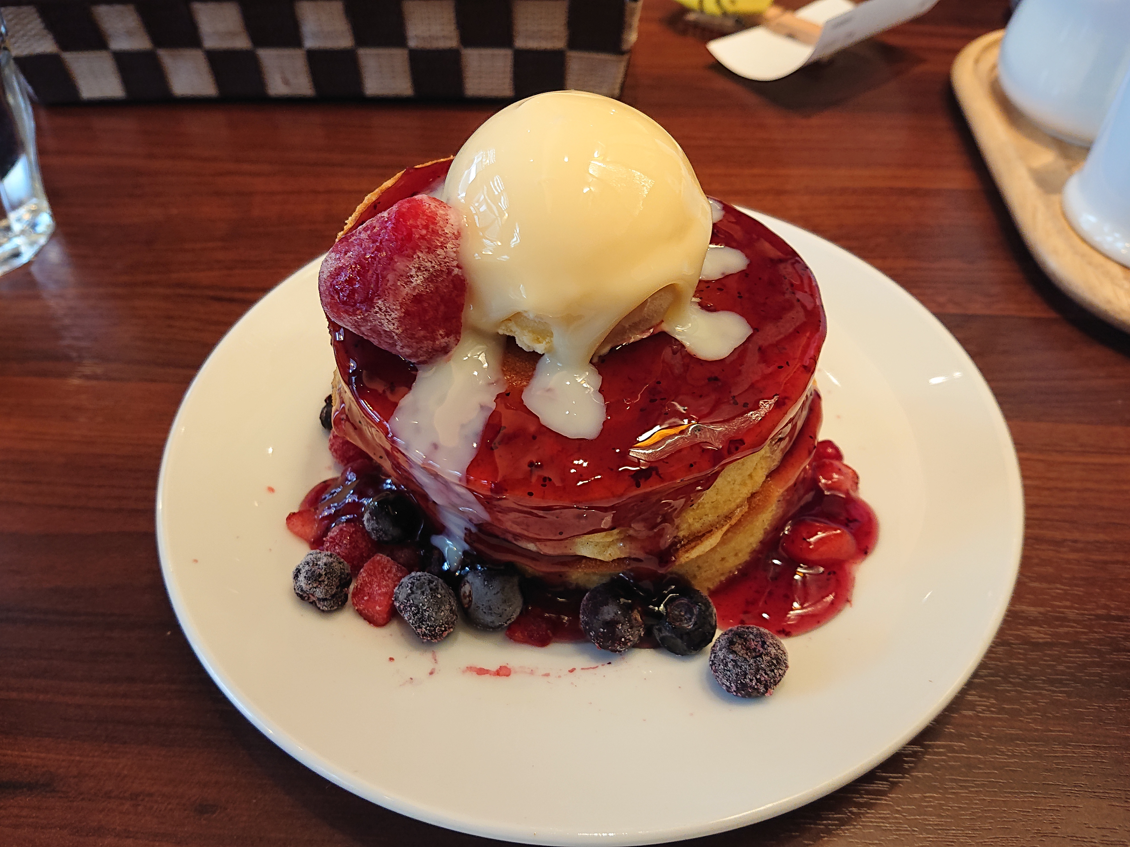 ベリーベリーホットケーキ