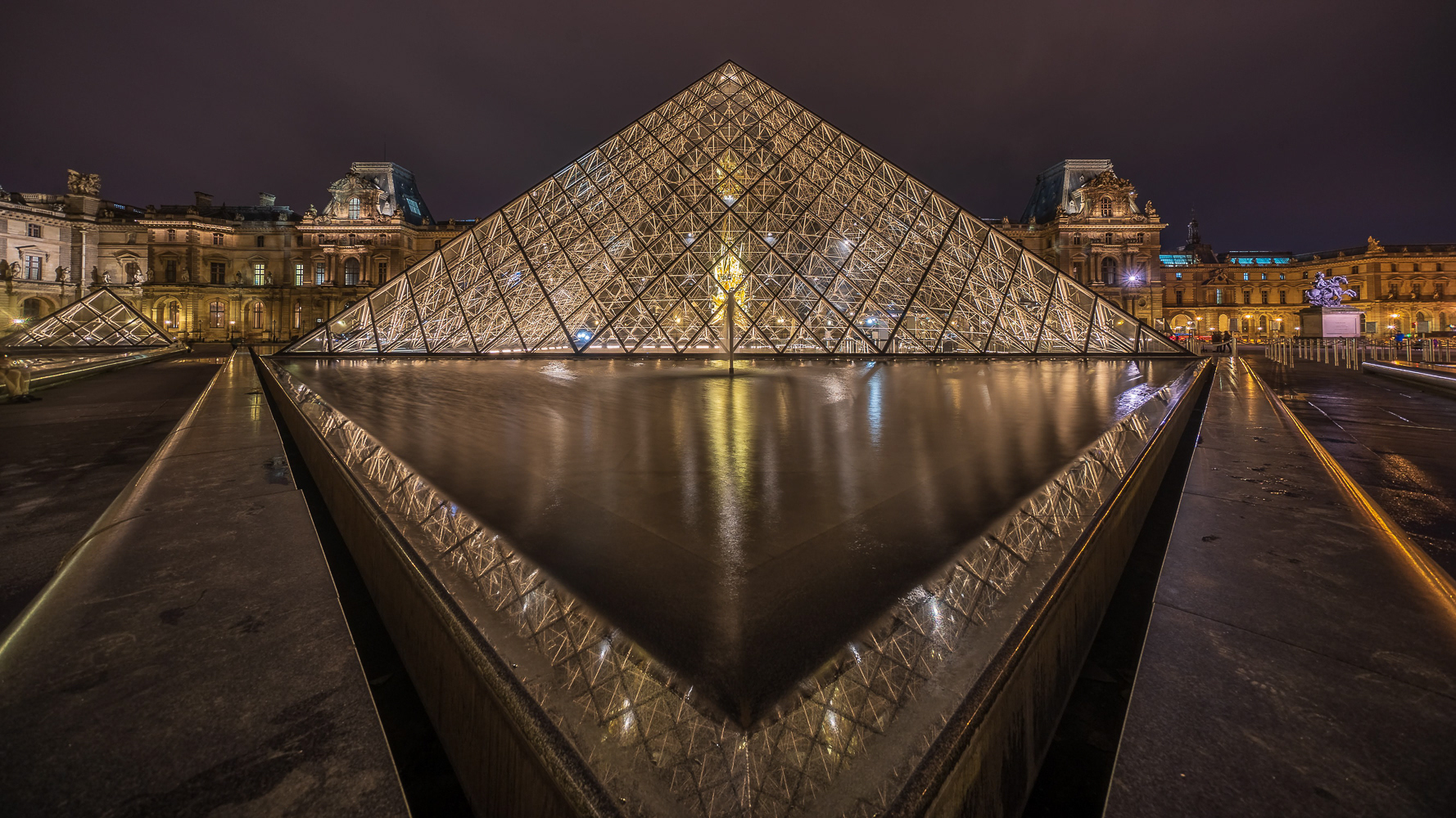 Pyramid at the Louvre - Paris Vacation