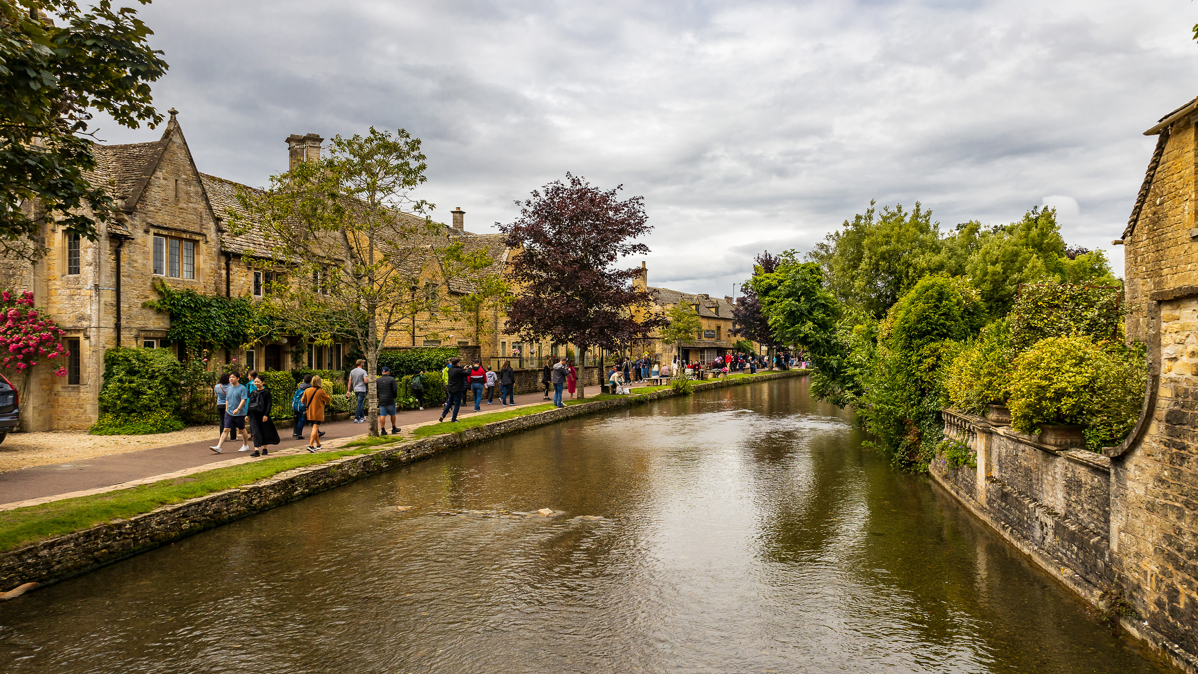 The Cotswold District - Bourton-on-the-Water