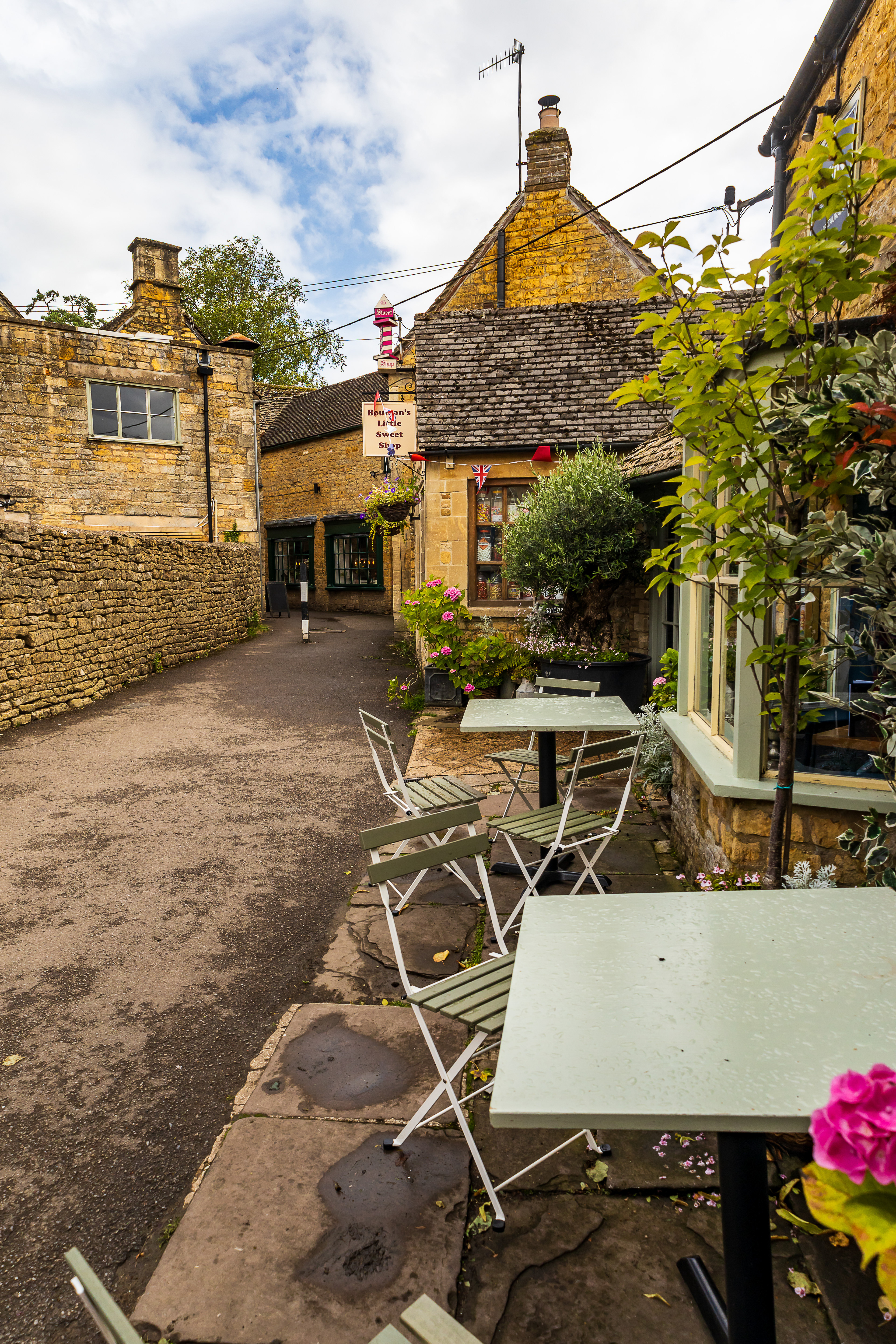 The Cotswold District - Bourton-on-the-Water