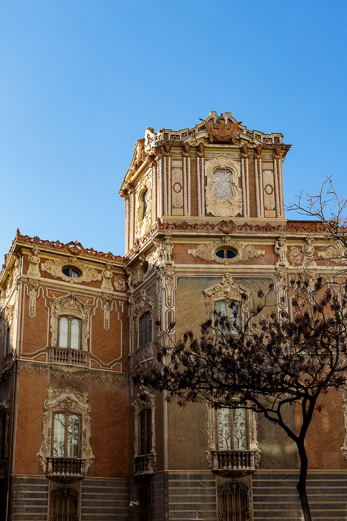 El Palacio de Dos Aguas & Keramiekmuseum