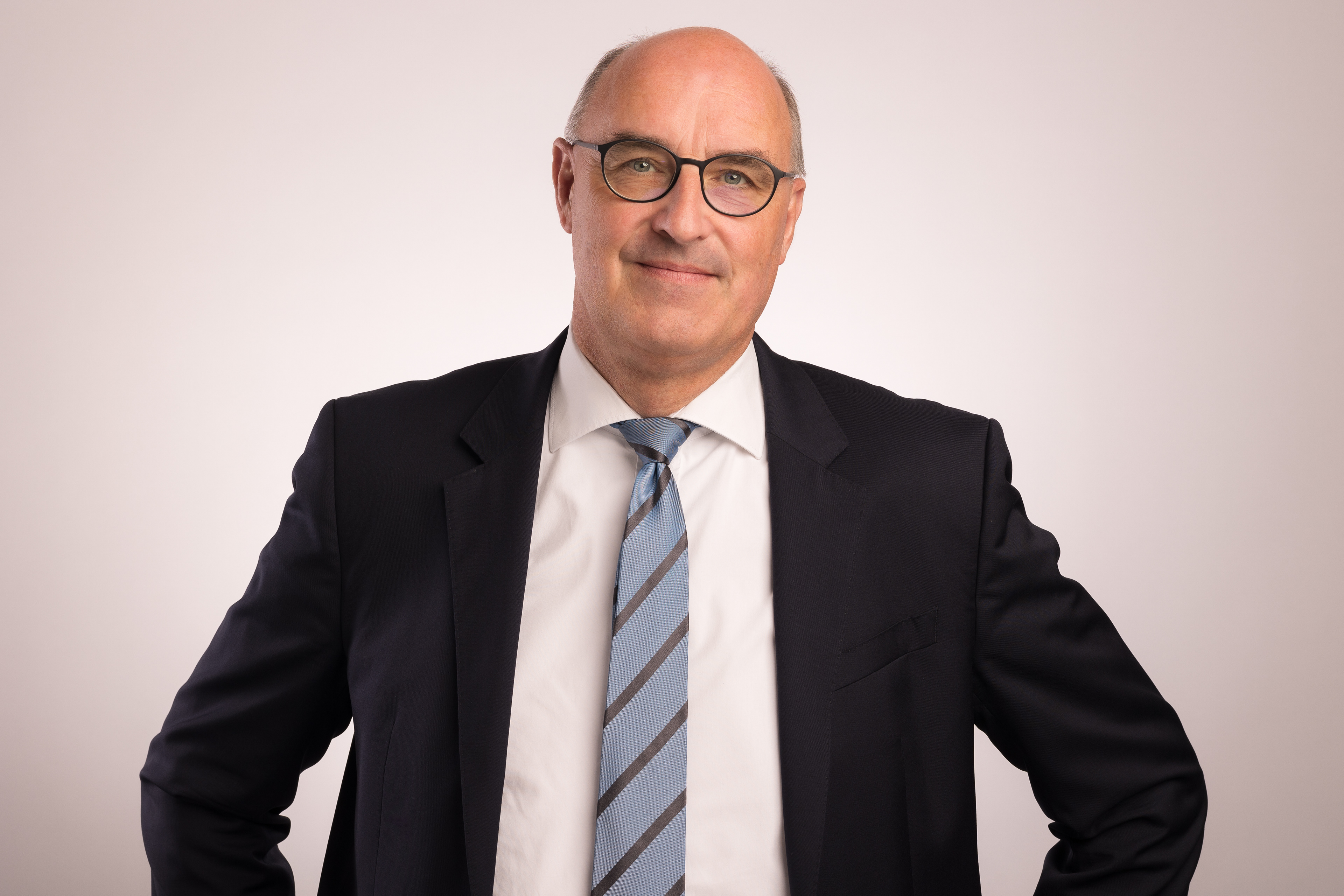 Gernot Schmidt, Bossard Austria