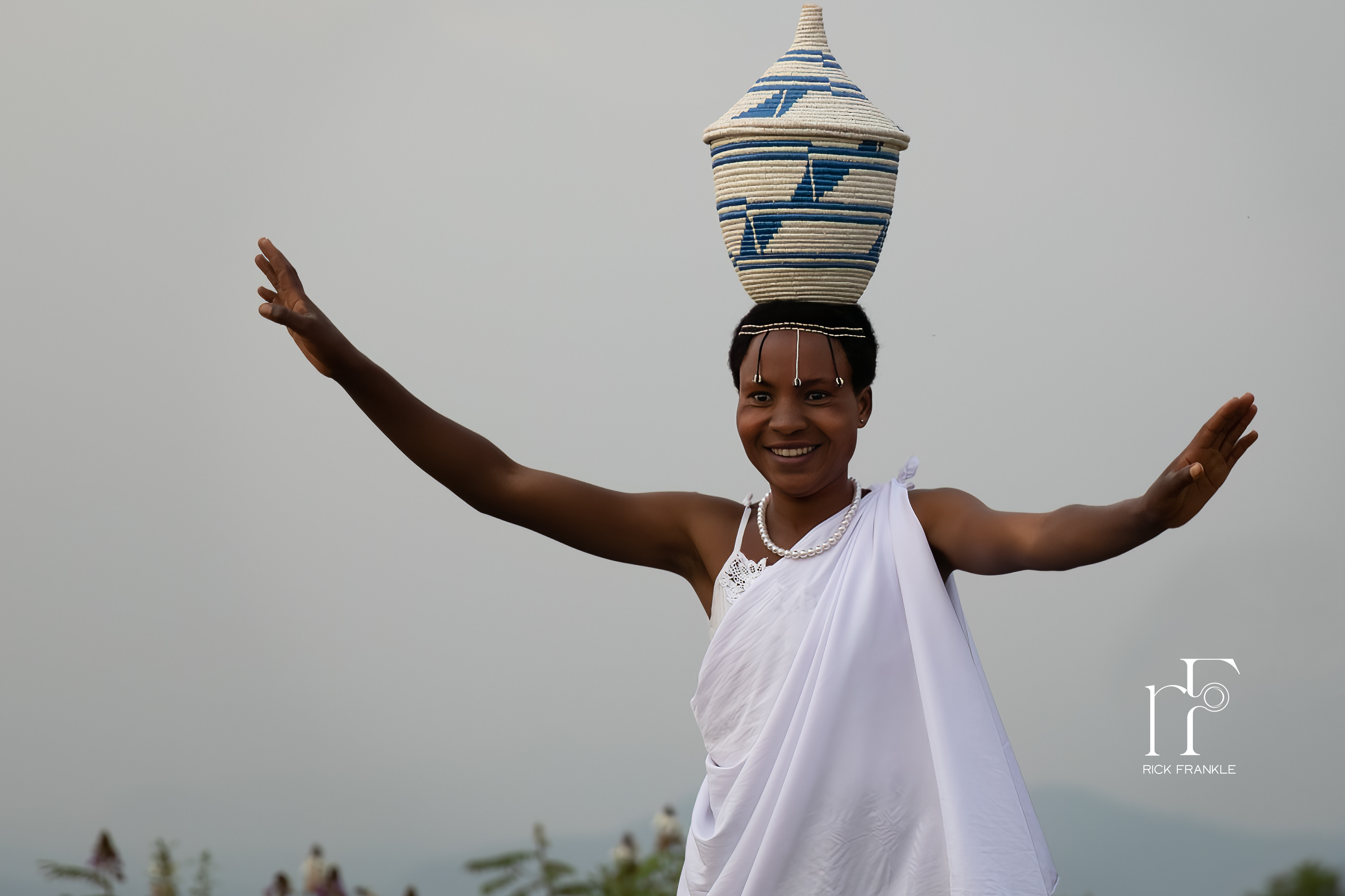 INTORE DANCER [VIRUNGA]