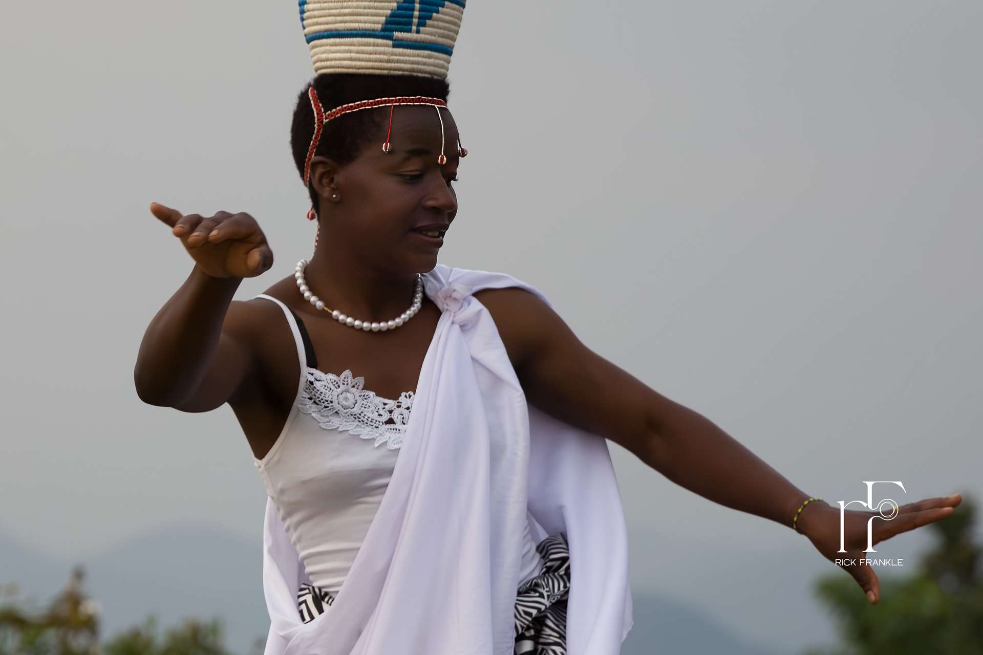 INTORE DANCER [VIRUNGA]
