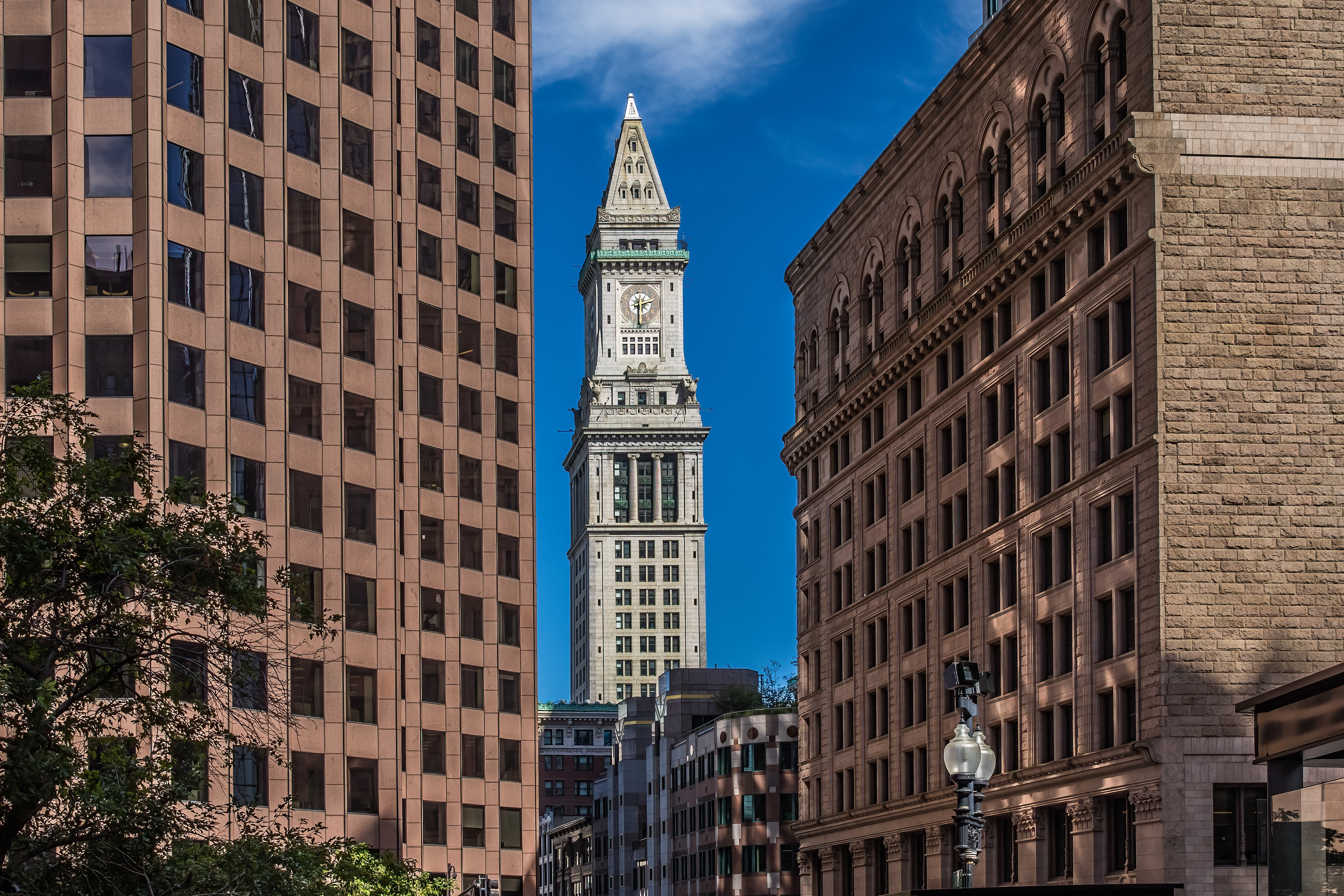 BOSTON CUSTOM HOUSE