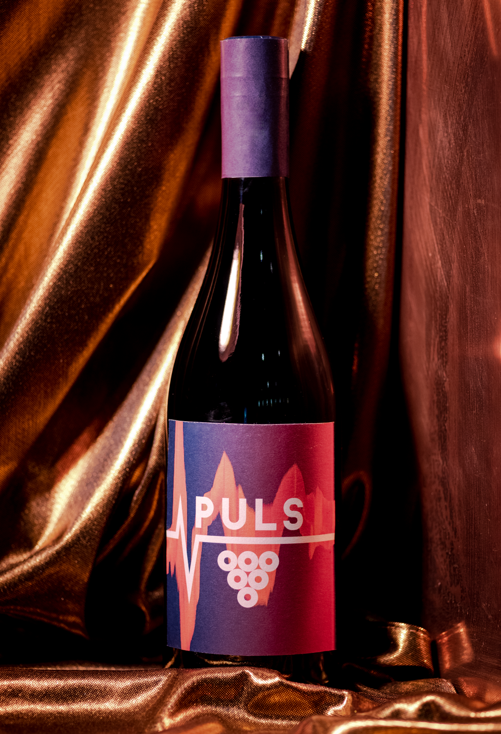 Redwine Etiquette (front)