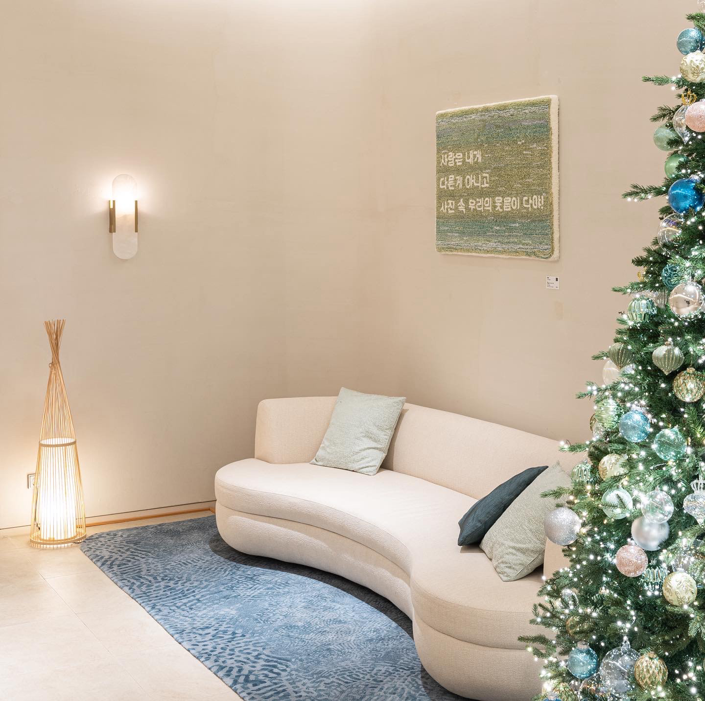 installation view @ Parnas Hotel Jeju