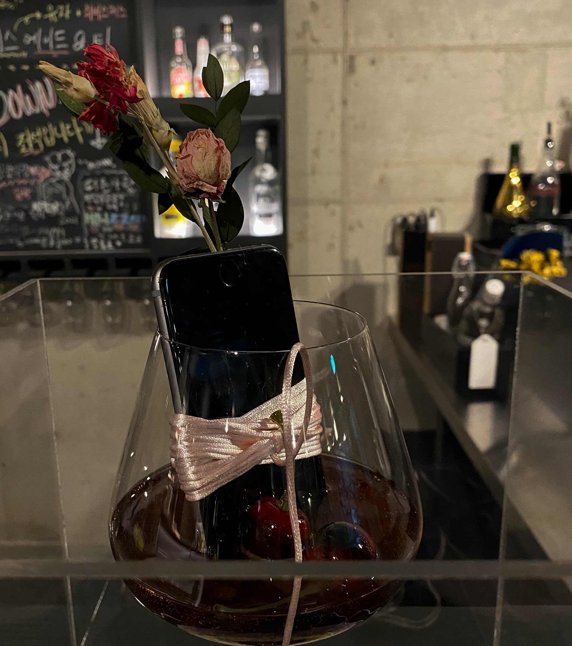 [SIP(1): Texts and phone calls], mixed media, size variable, installation, 2021.