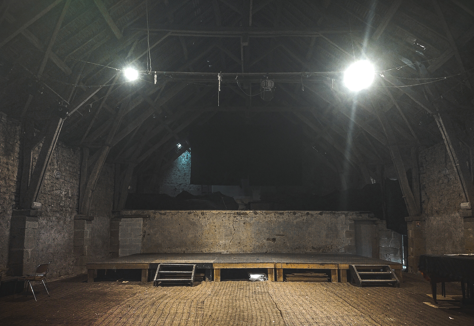 La Grange du Chamarron - Intérieur La Scène