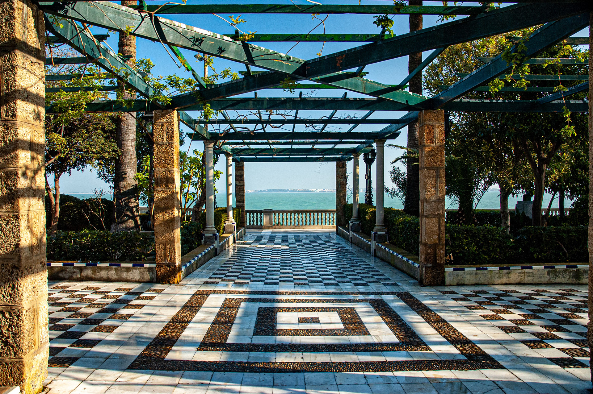 Seaside. Cadiz, Spain. ©2010, Corey Sandler