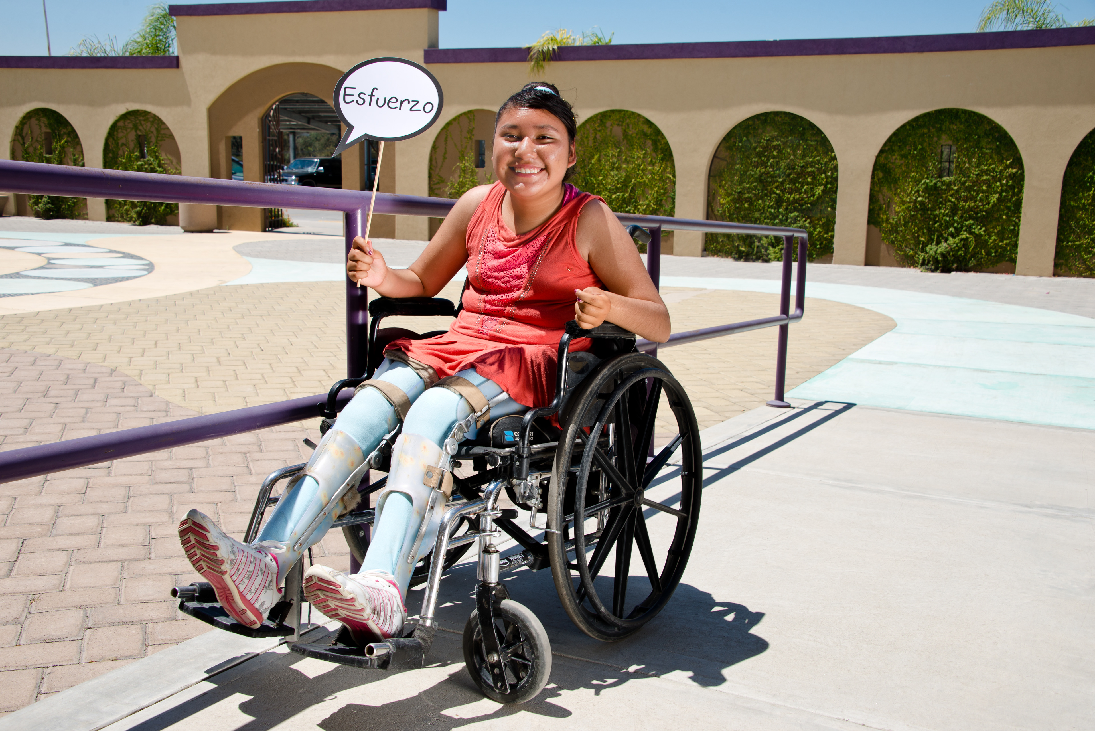 Sesión fotográfica para calendario del Hospital Infantil de las Californias 2016