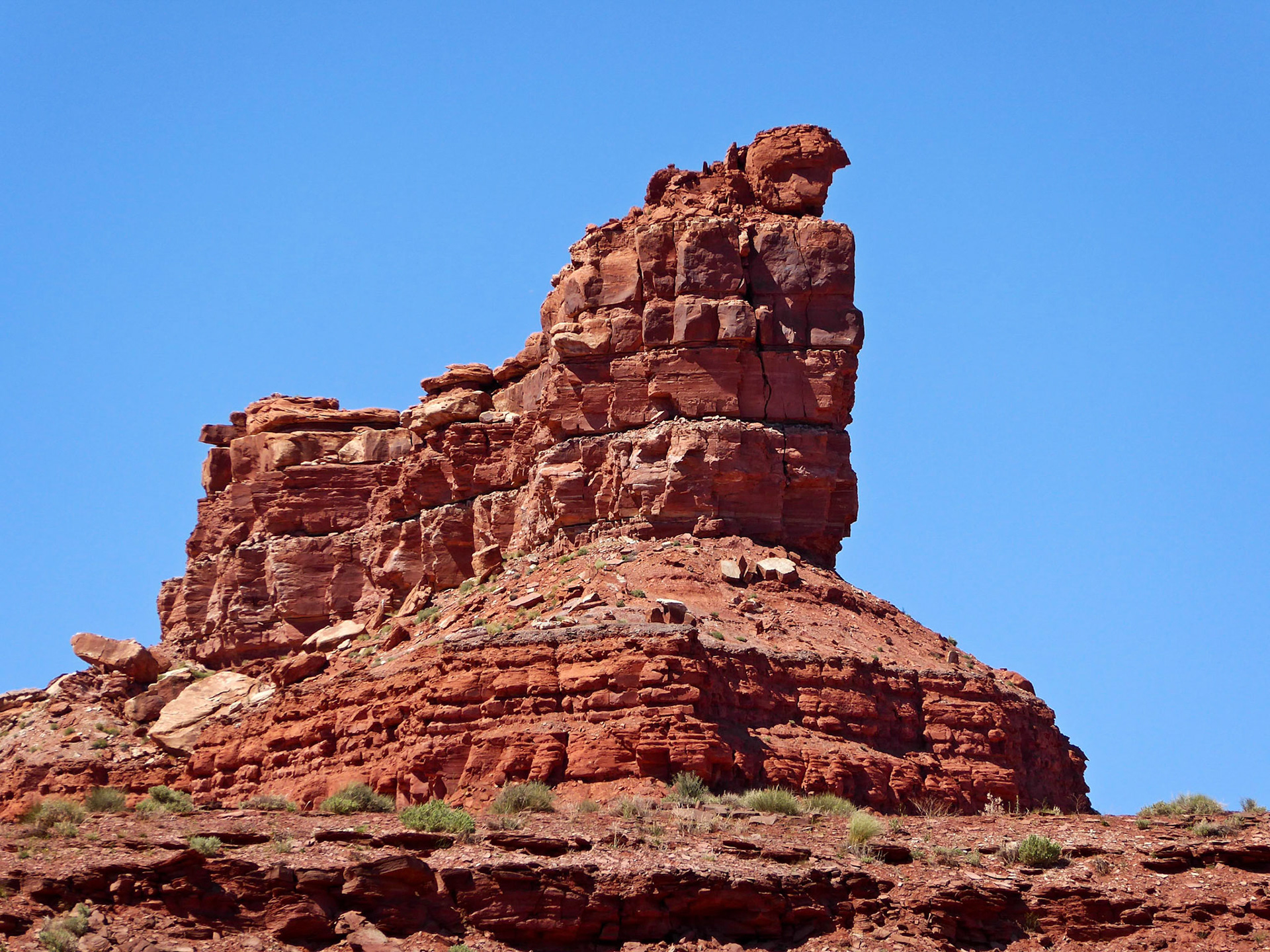 The Setting Hen in the Valley of the Gods.