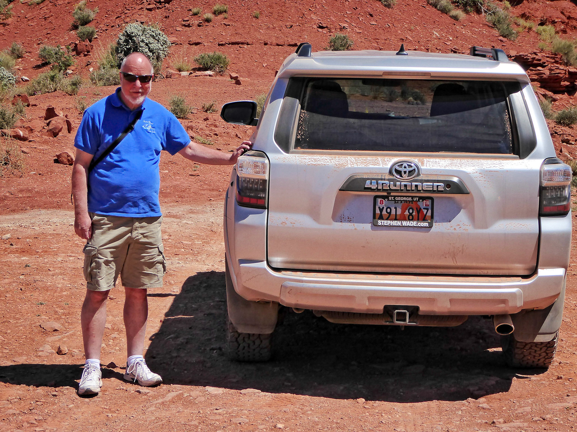 Richard and the sandy 4Runner in the Valley of the Gods.