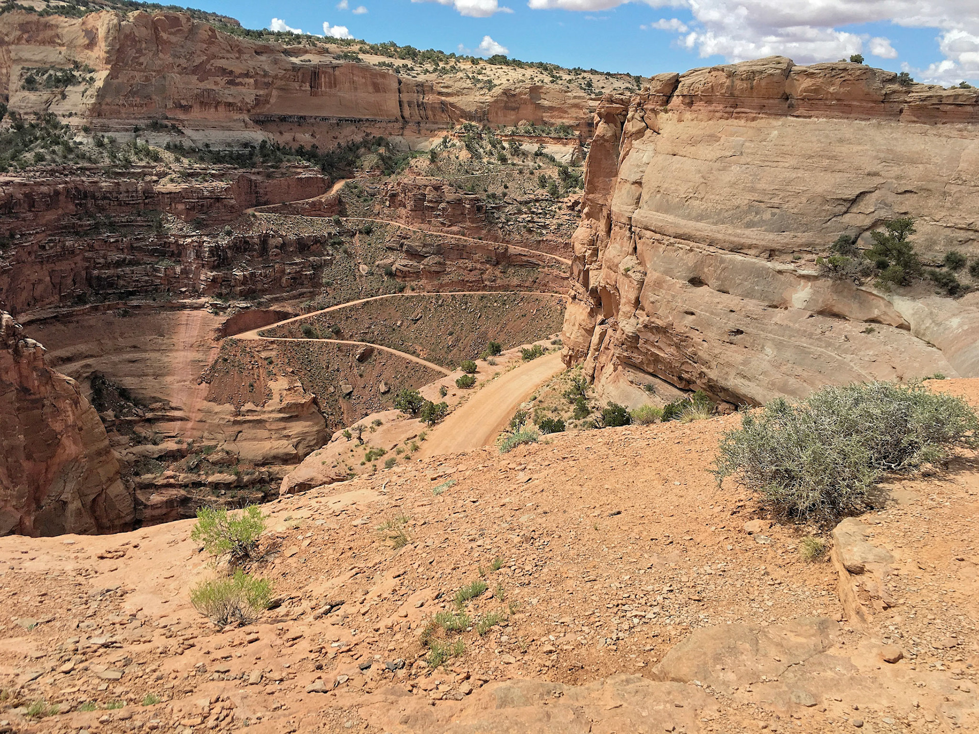 The Shafer Trail zigzags descending from Island in the Sky into Shafer Canyon, Canyonlands National Park