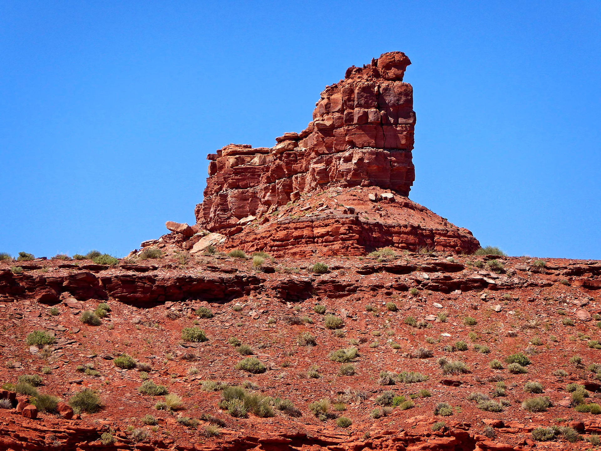 The Setting Hen in the Valley of the Gods.