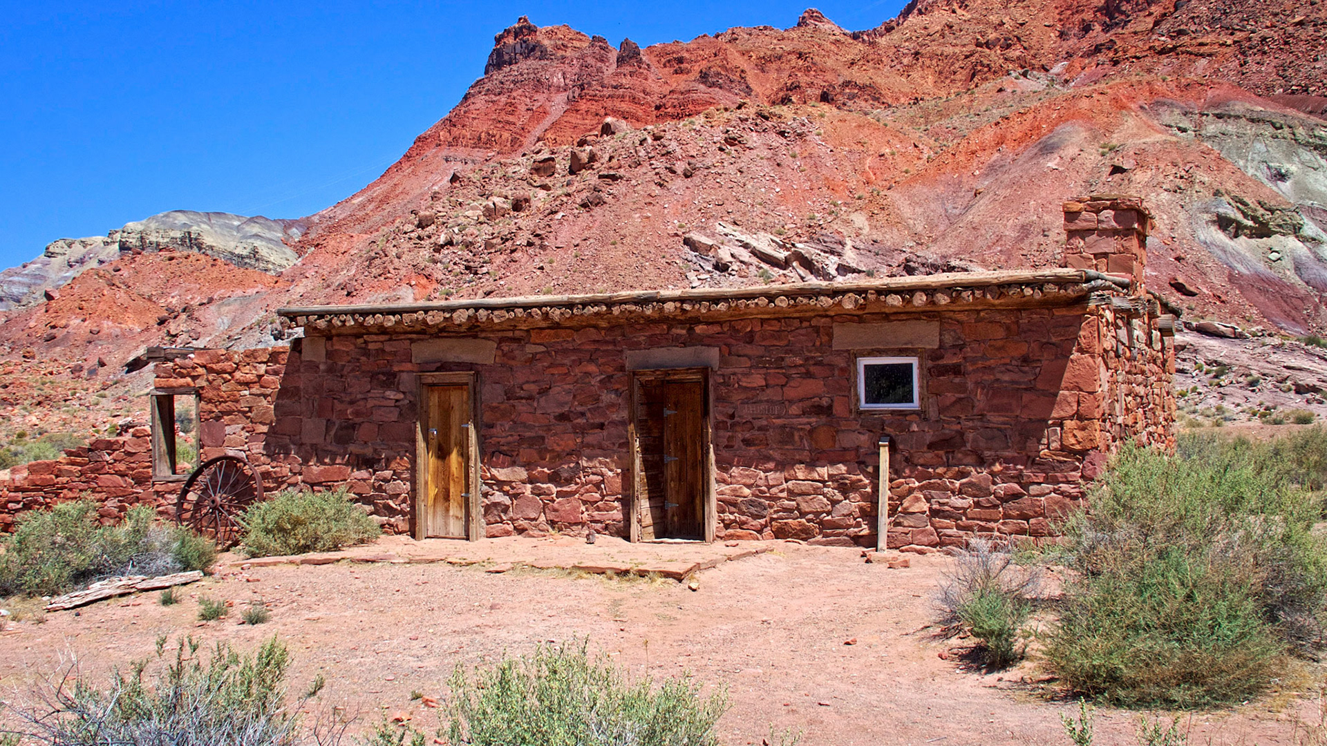 Lees Ferry Fort. After confrontations between Navajo men and Mormon settlers, Brigham Young ordered a fort to be built. It was completed in July, 1874. Tensions eased and the fort became a trading post and then a home to the polygamist family of ferryman Warren Johnson n 1876, The building was used again as a residence by the USGS in the 1920s.