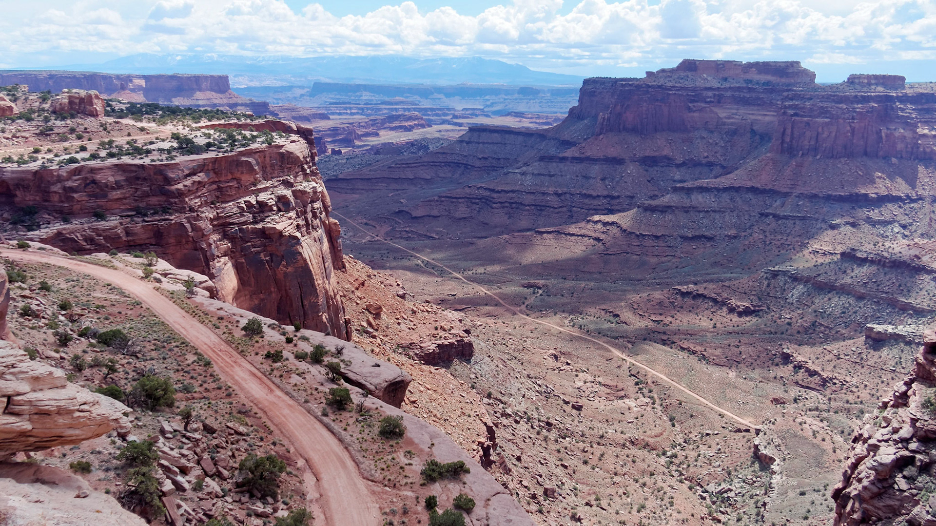 Looking down into Shafer Canyon from the overlook in Island in the Sky, Canyonlands National Park. The Shafer Trail leads to the Potash Road below Dead Horse Point and back to Moab.