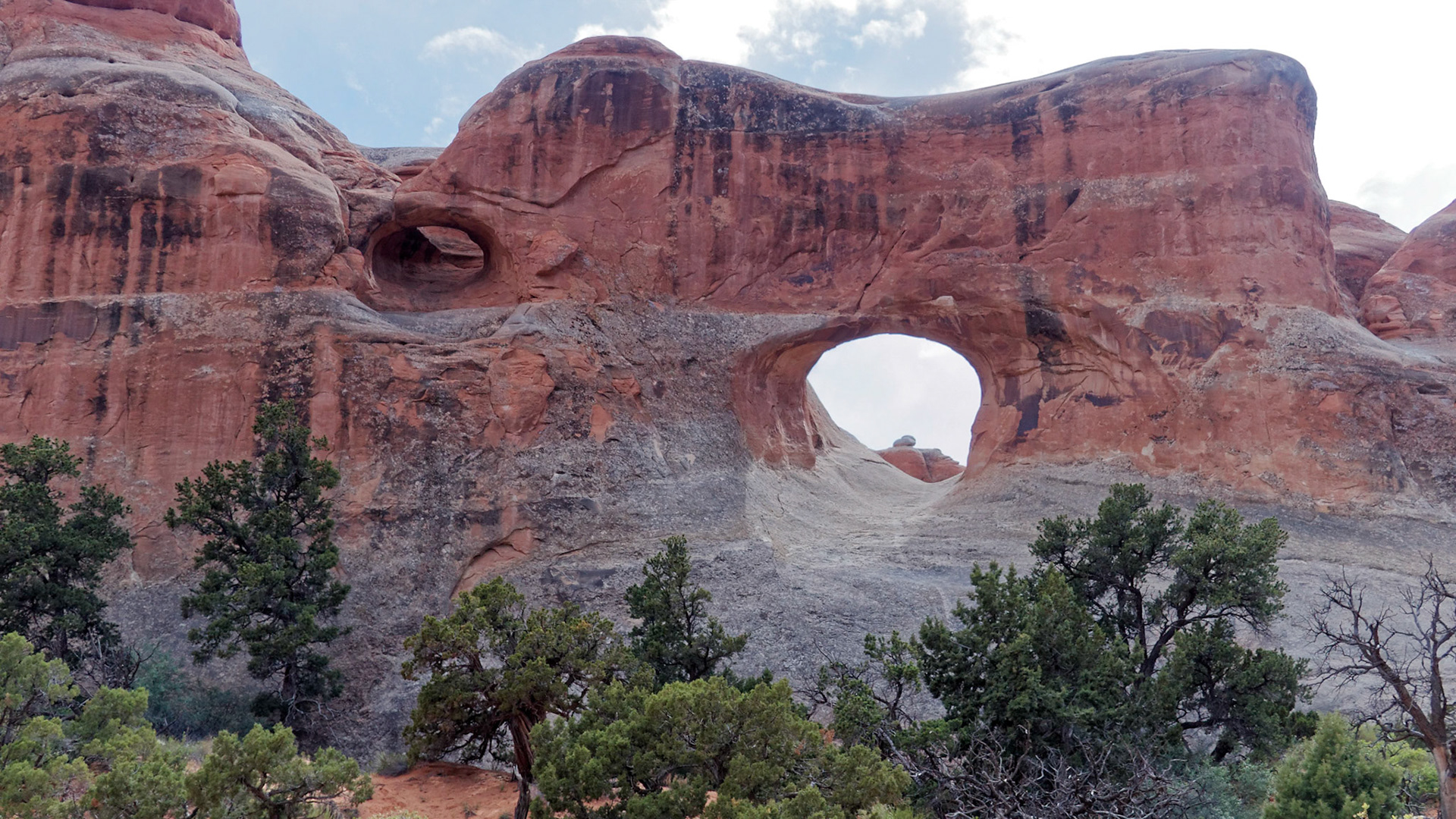 Tunnel Arch, Devils Garden, Arches National Park.