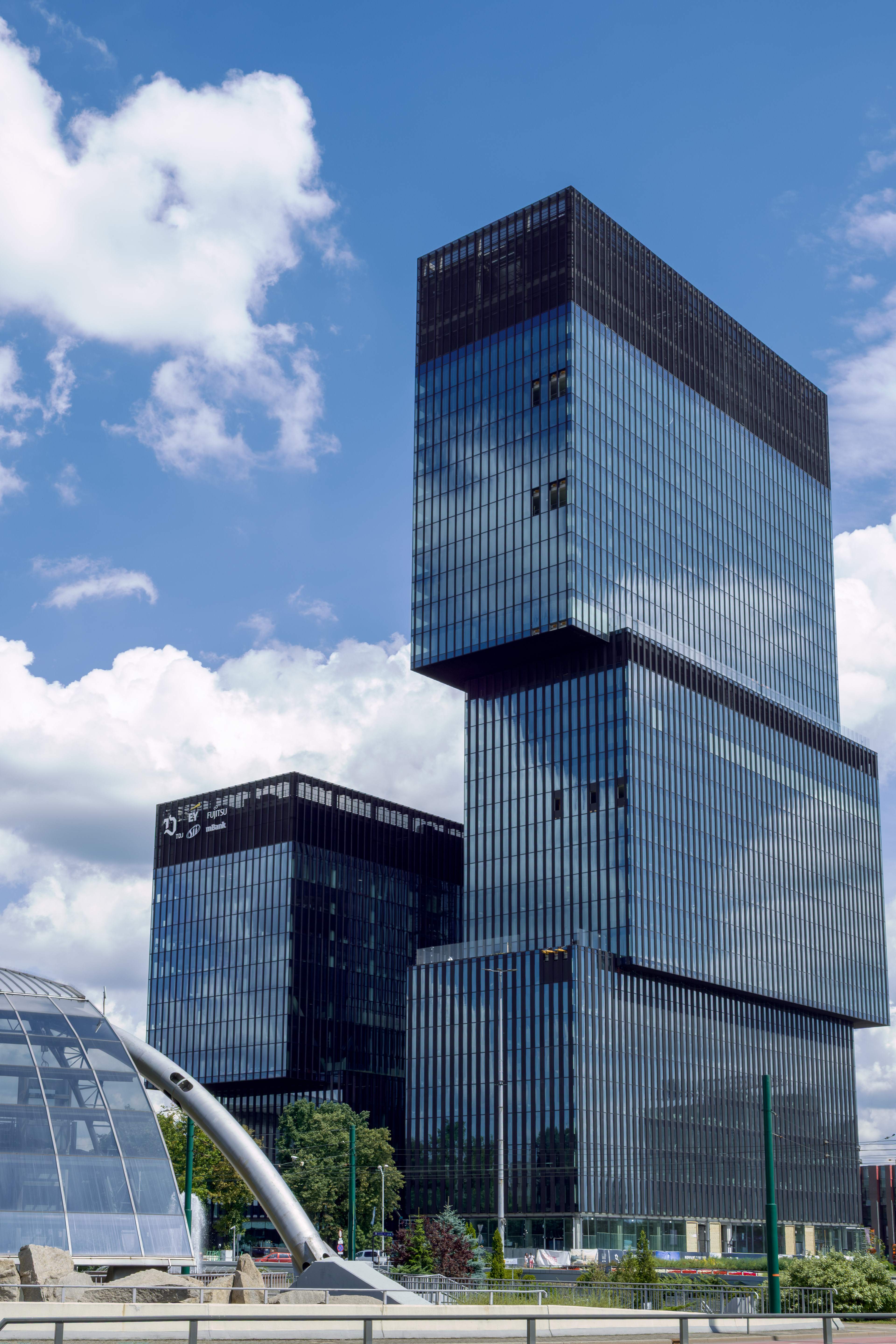 KTW office complex on aleja Walentego Roździeńskiego