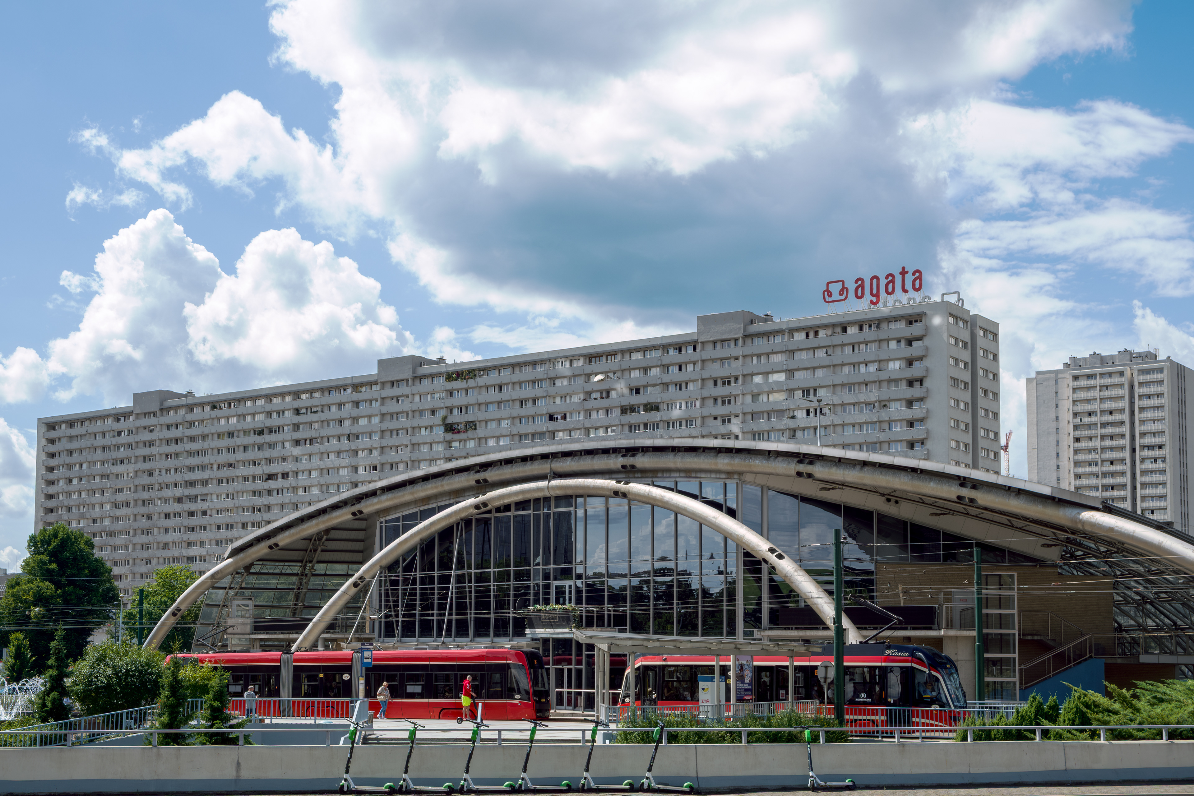 Superjednostka and Rondo