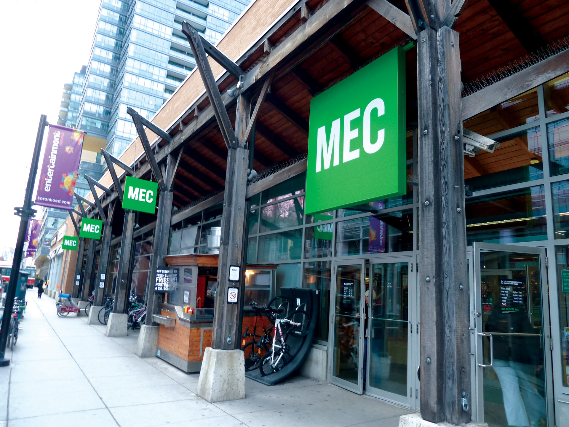 Exterior signage design | Toronto